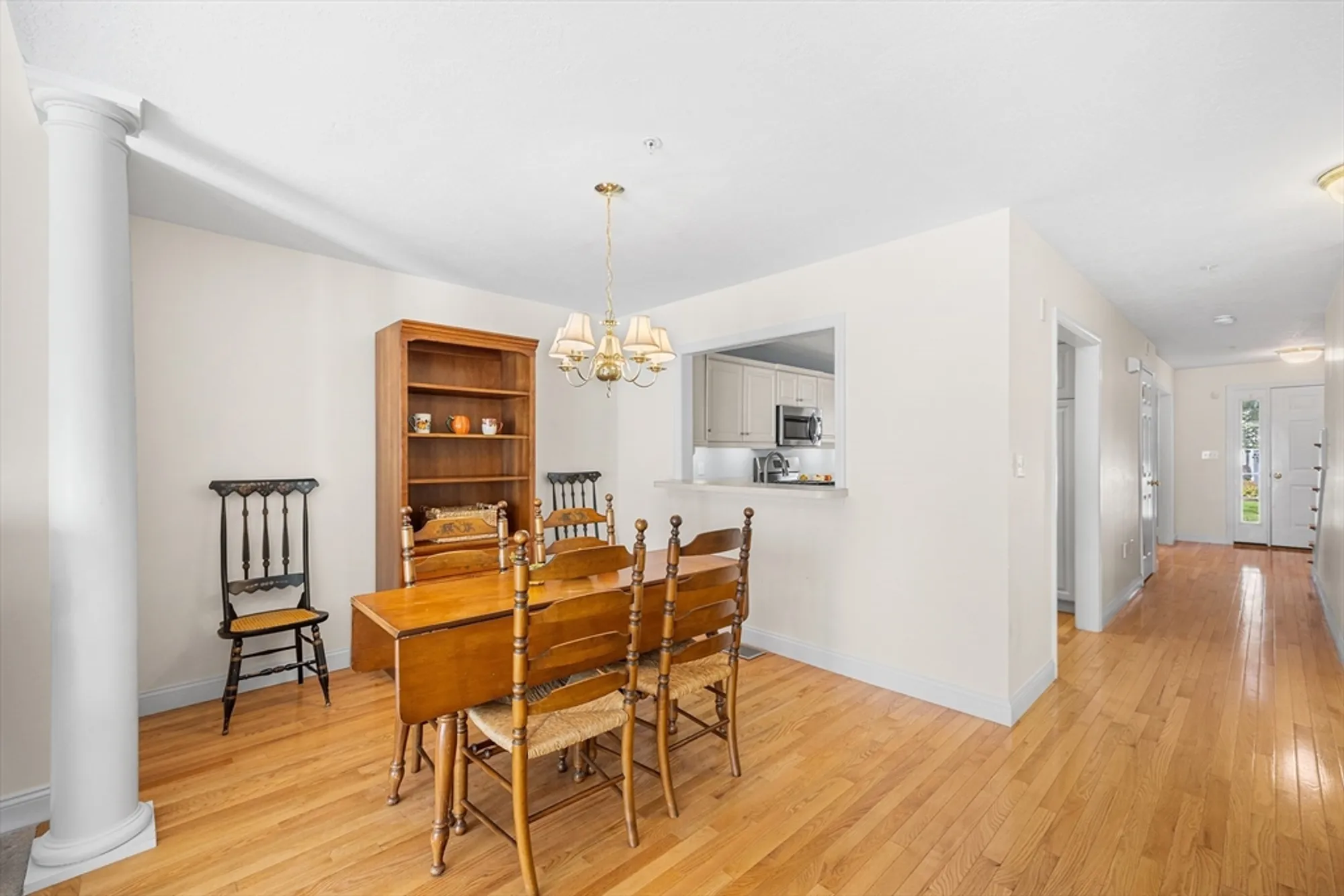Property Slideshow image 6 of 32 | 877 auburnville way d4, Whitman, MA, 02382