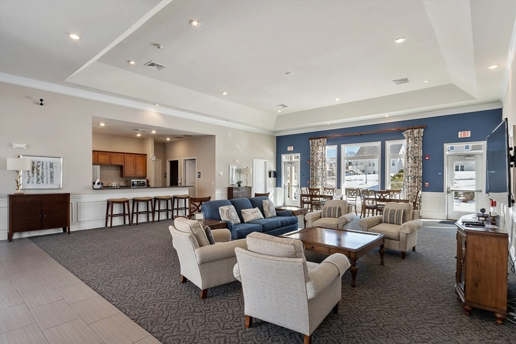Property Slideshow image 27 of 37 | 2 francis dr 213, Andover, MA, 01810