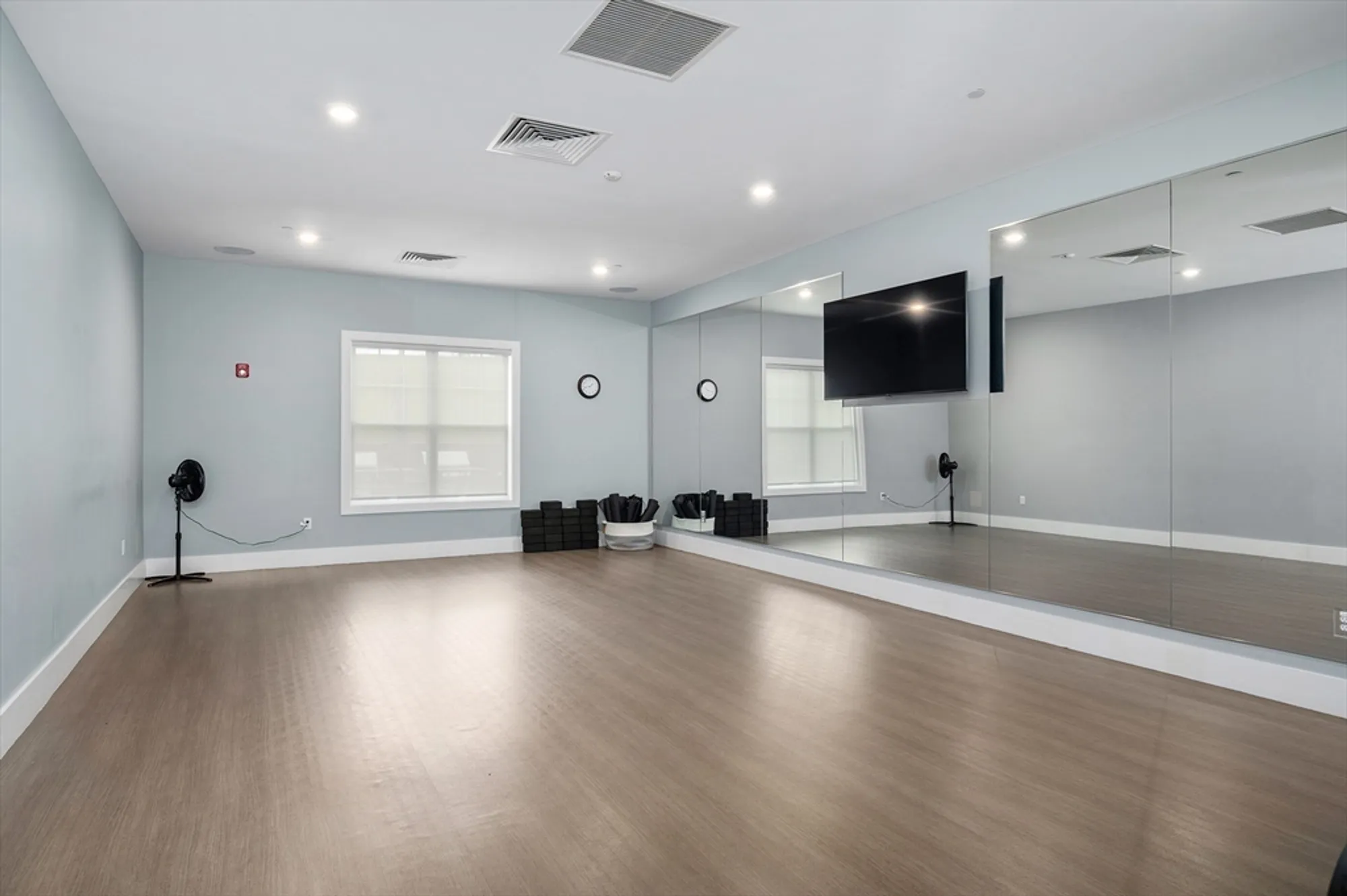 Property Slideshow image 27 of 32 | 4403 peters farm way 403, Westborough, MA, 01581