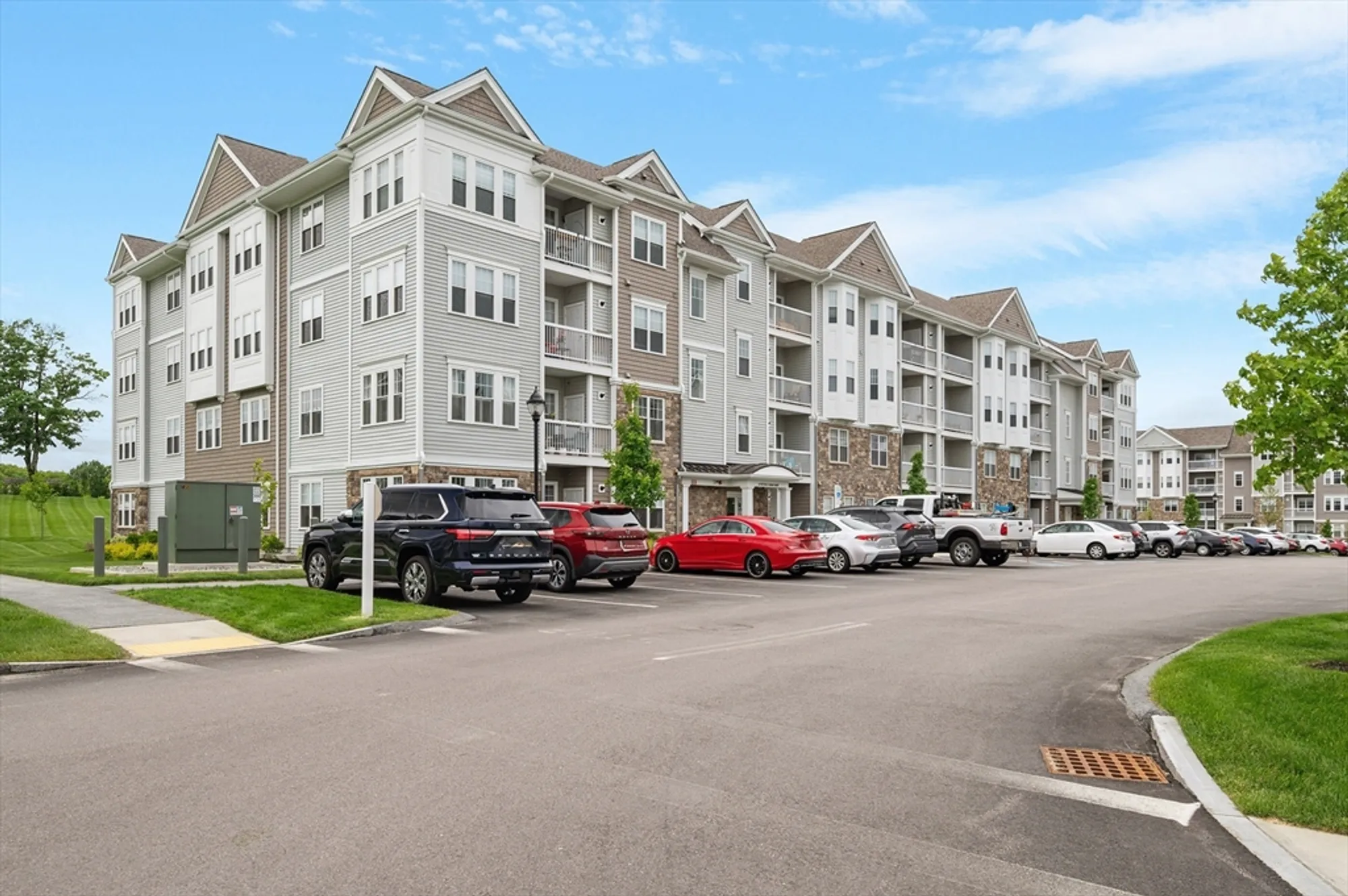 Property Slideshow image 22 of 32 | 4403 peters farm way 403, Westborough, MA, 01581