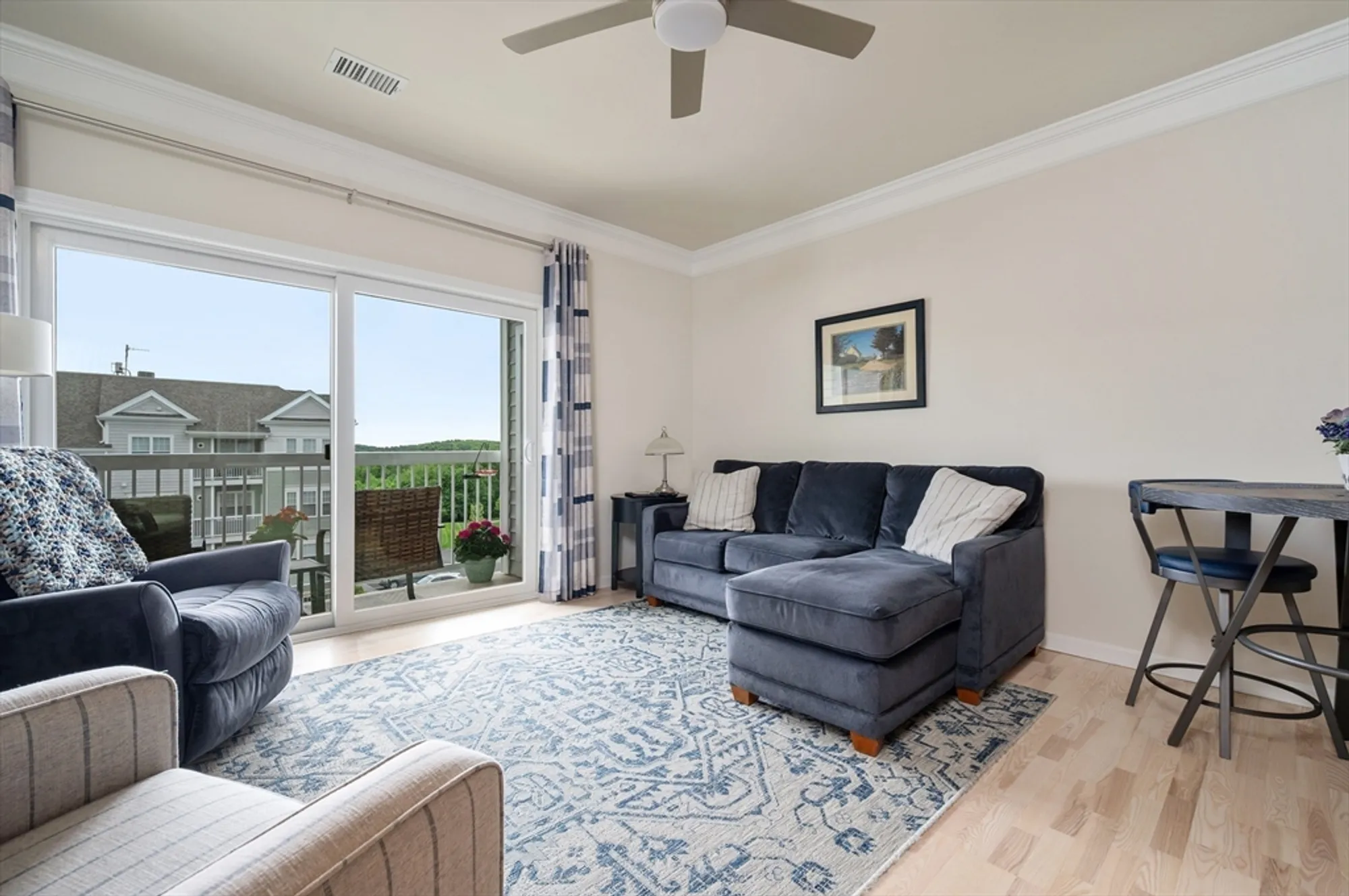 Property Slideshow image 7 of 32 | 4403 peters farm way 403, Westborough, MA, 01581