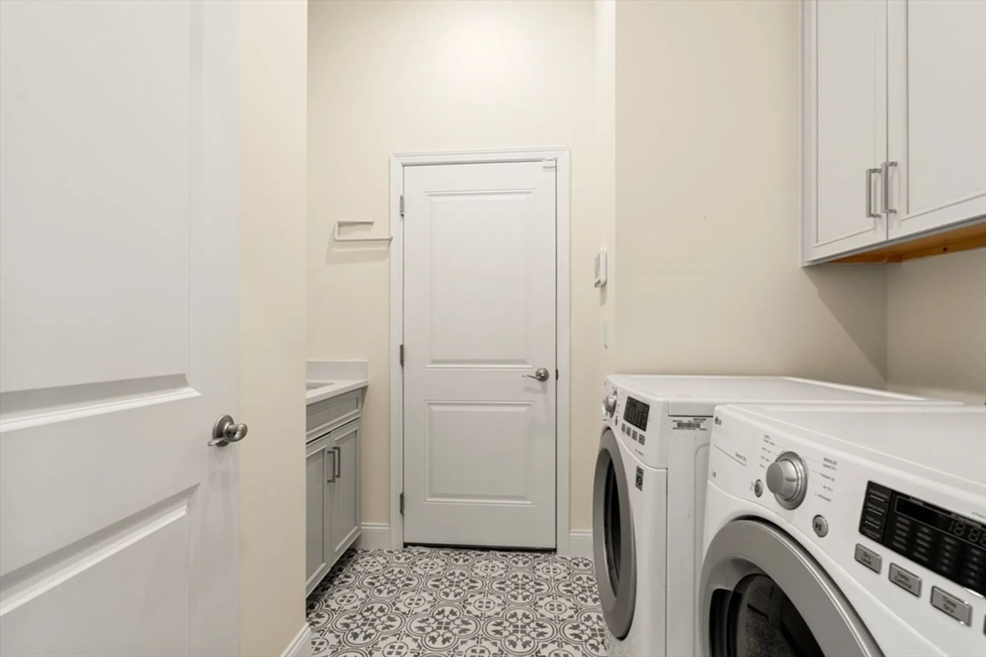 Property Slideshow image 22 of 36 | 3 jameson dr # 3, Millis, MA, 02054