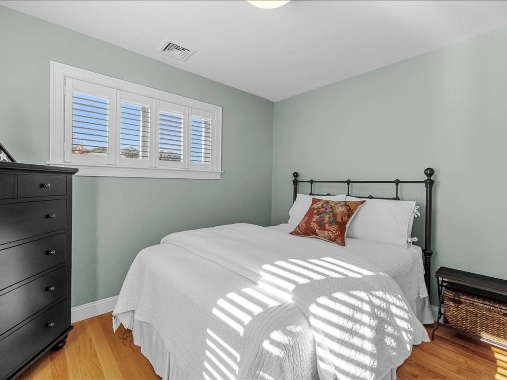 Property Slideshow image 18 of 32 | 91 newfield st unit 23, Plymouth, MA, 02360