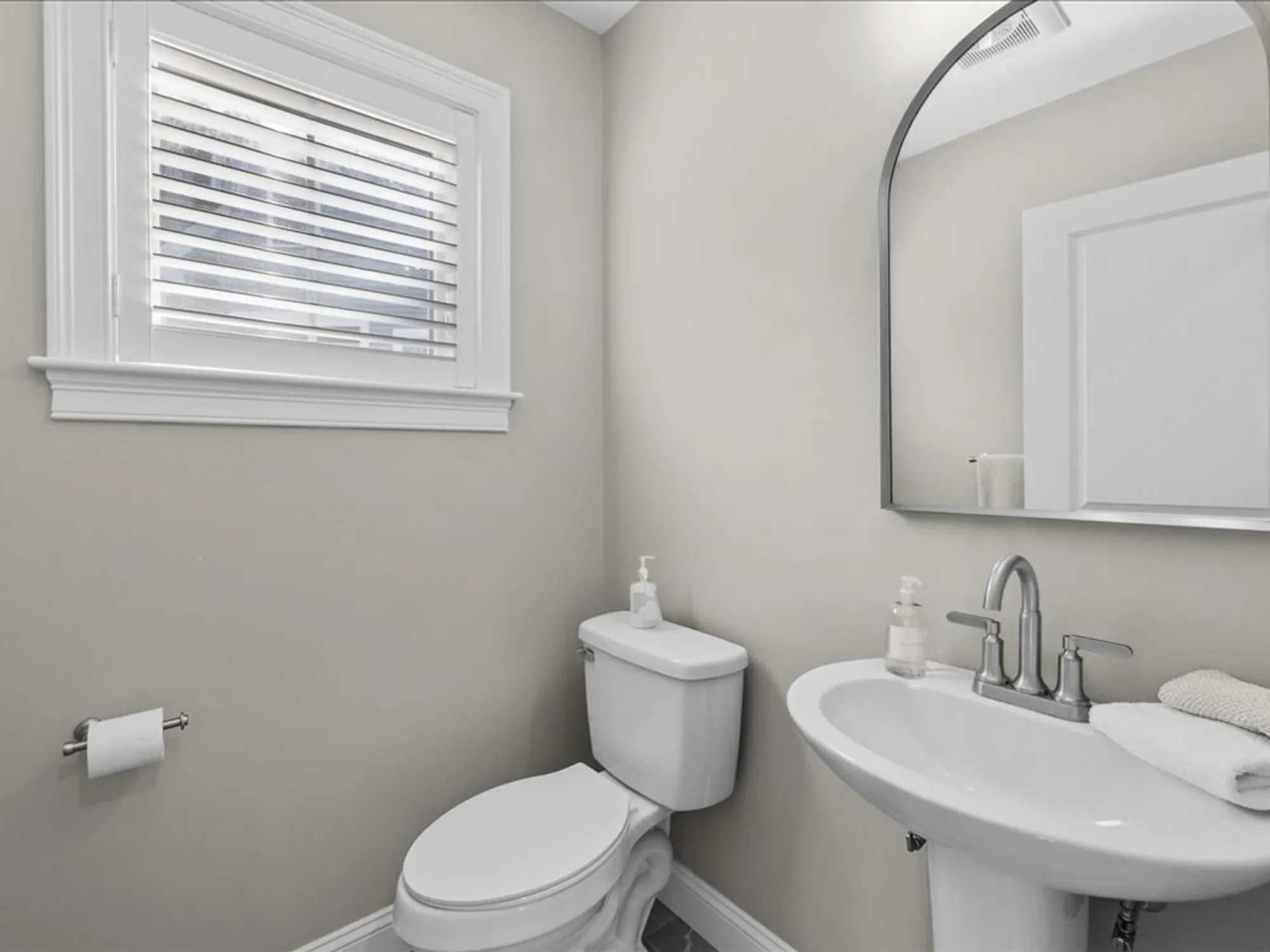 Property Slideshow image 12 of 32 | 91 newfield st unit 23, Plymouth, MA, 02360