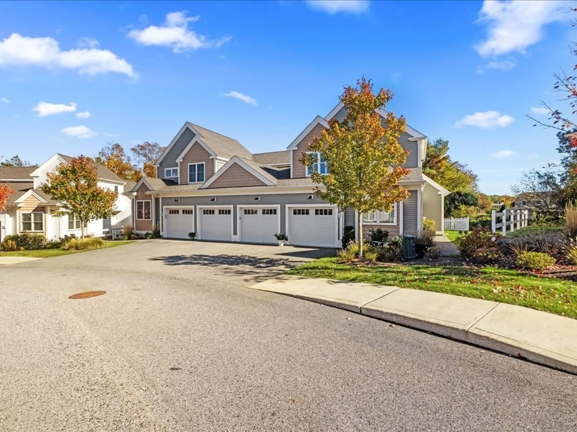 Property Slideshow image 1 of 32 | 91 newfield st unit 23, Plymouth, MA, 02360