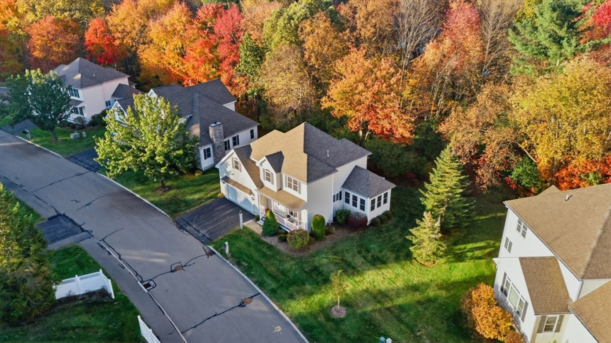 Property Slideshow image 4 of 33 | 1 tilbury rd # 1, Methuen, MA, 01844