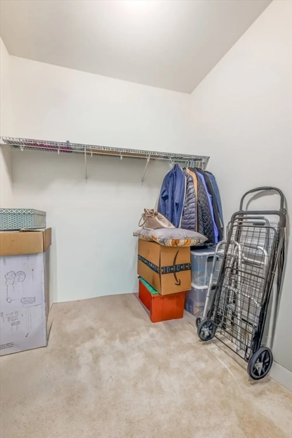Property Slideshow image 21 of 42 | 220 martins lndg apt 309, North Reading, MA, 01864