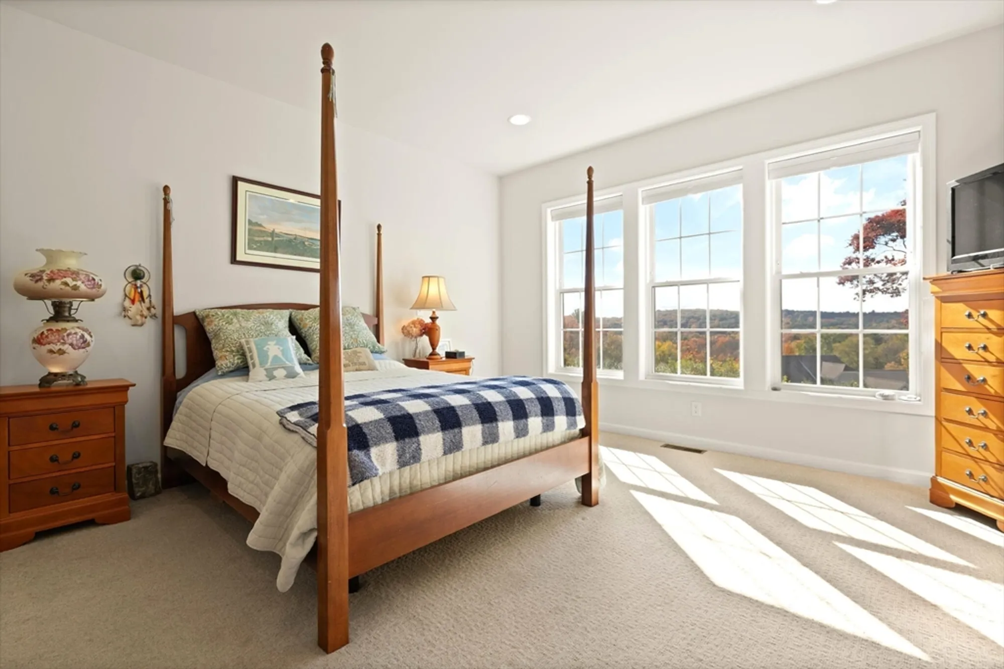 Property Slideshow image 8 of 20 | 133 brooksmont dr # 43, Holliston, MA, 01746
