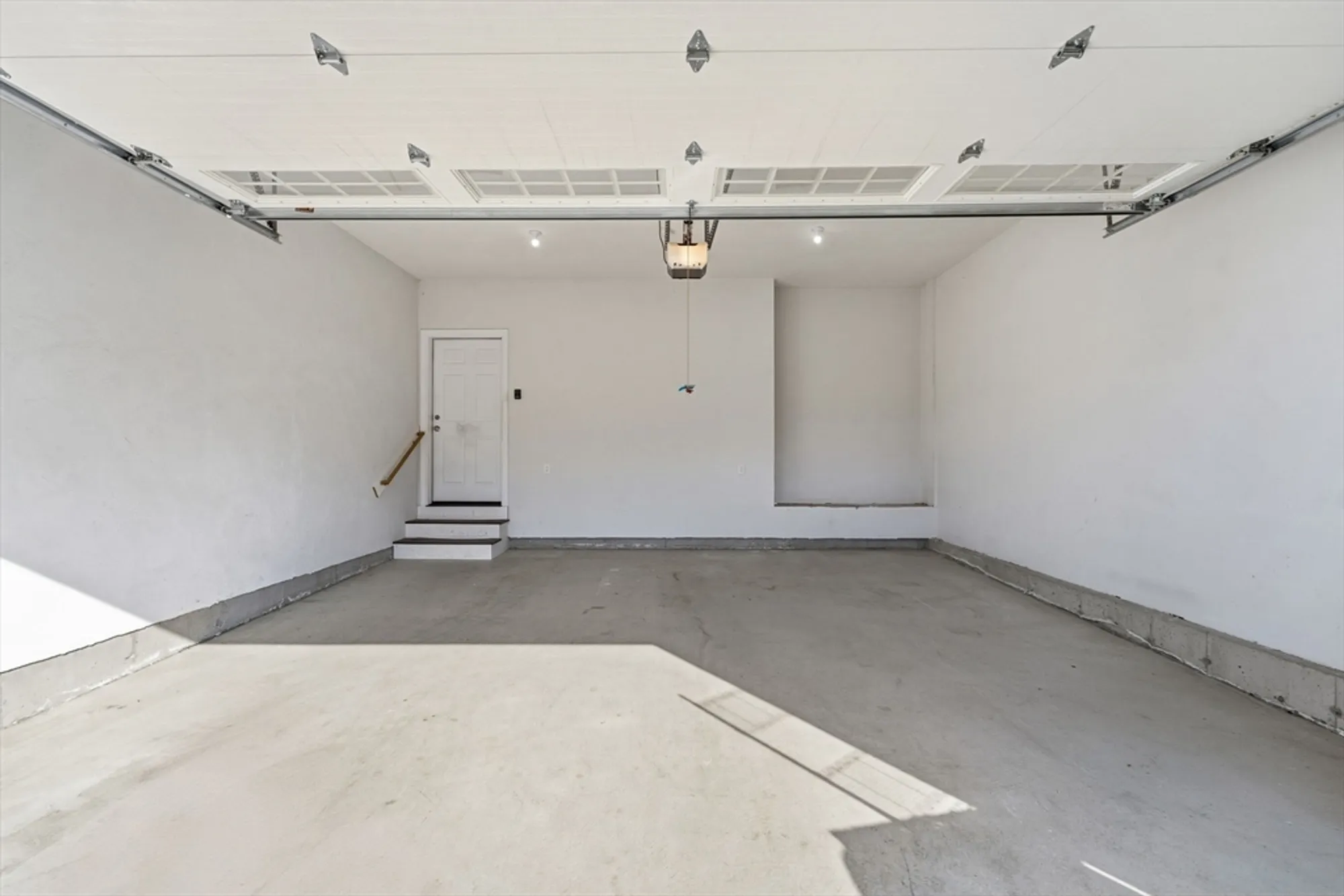 Property Slideshow image 30 of 41 | 100 spring hill dr # 100, Uxbridge, MA, 01569