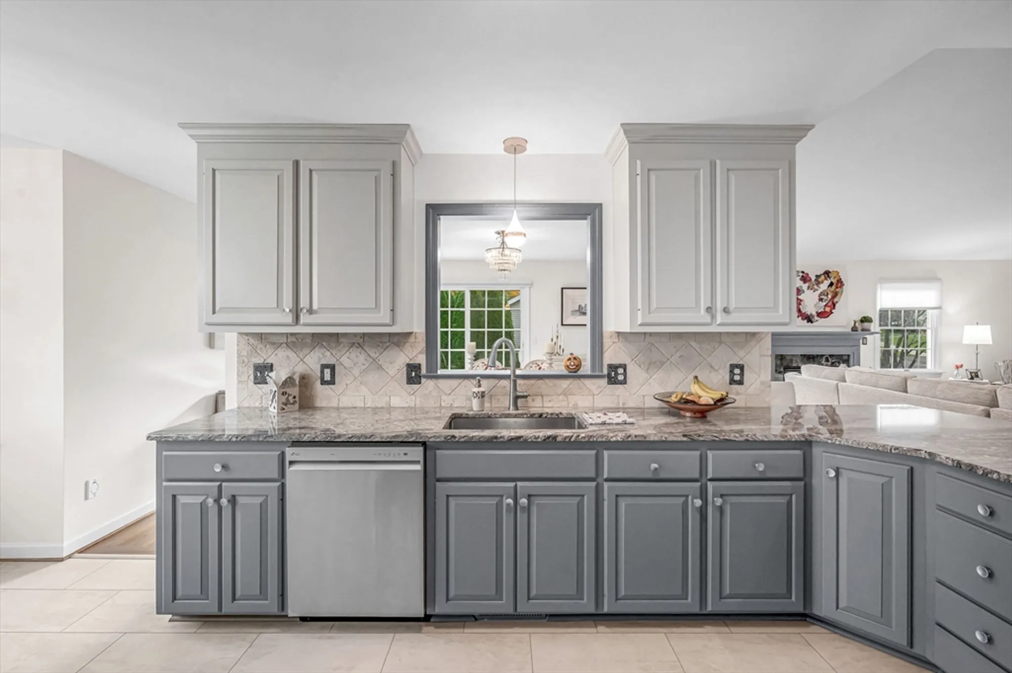 Property Slideshow image 15 of 40 | 2 meacham dr # 2, Enfield, CT, 06082