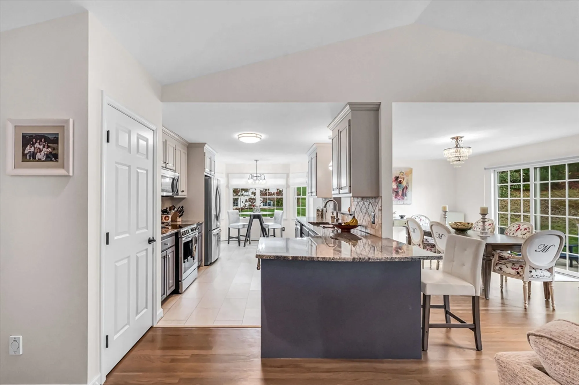 Property Slideshow image 12 of 40 | 2 meacham dr # 2, Enfield, CT, 06082