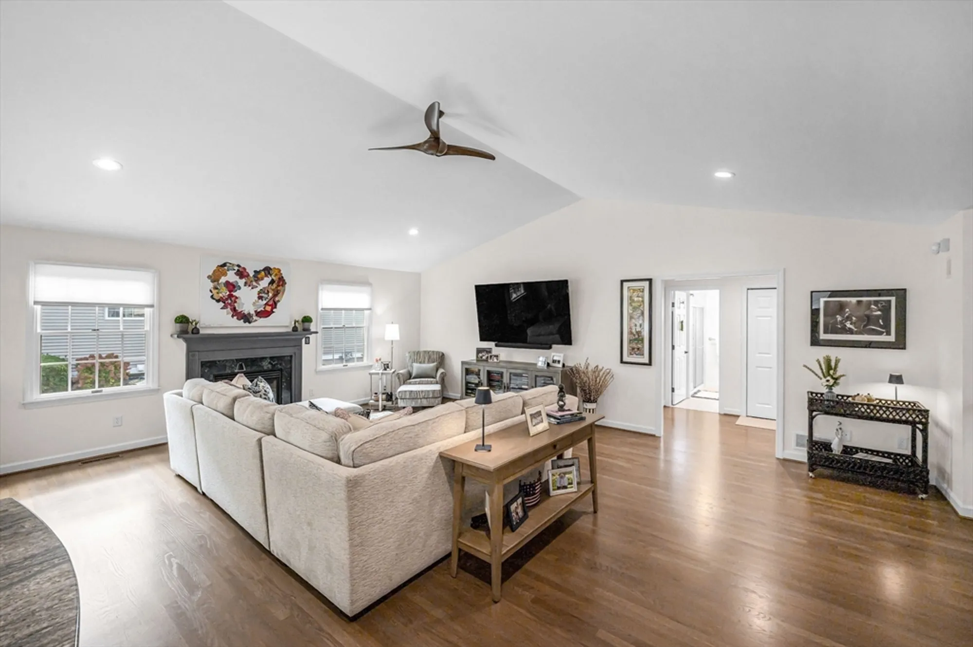 Property Slideshow image 5 of 40 | 2 meacham dr # 2, Enfield, CT, 06082