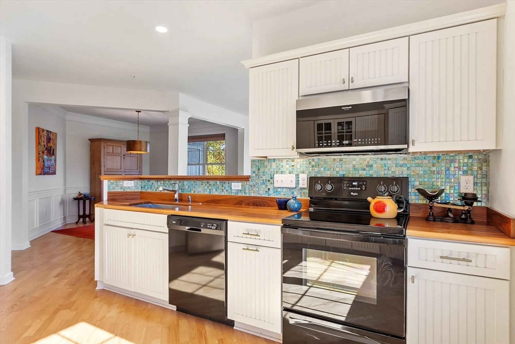 Property Slideshow image 7 of 37 | 62 abigail way unit 3004, Reading, MA, 01867