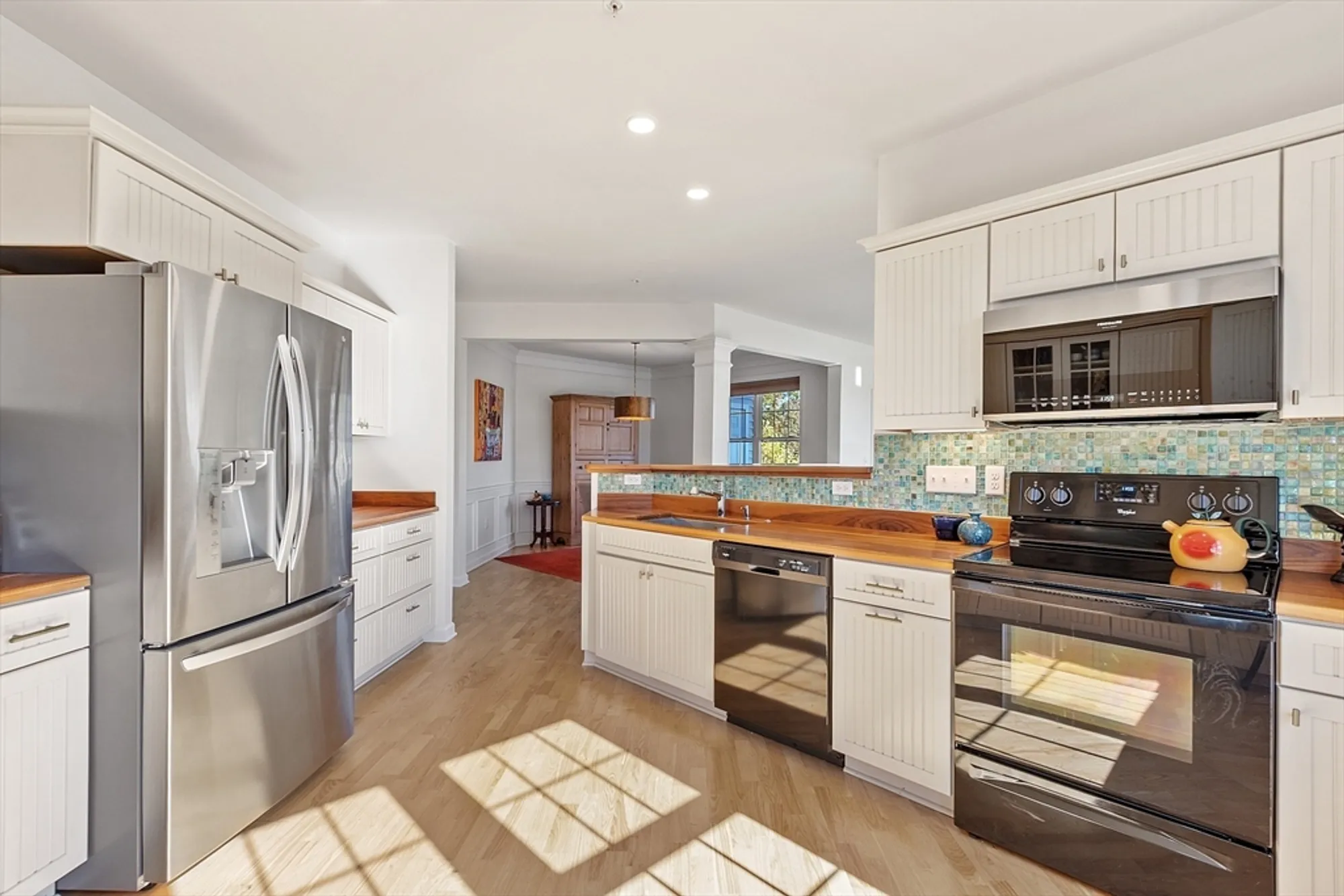 Property Slideshow image 5 of 37 | 62 abigail way unit 3004, Reading, MA, 01867