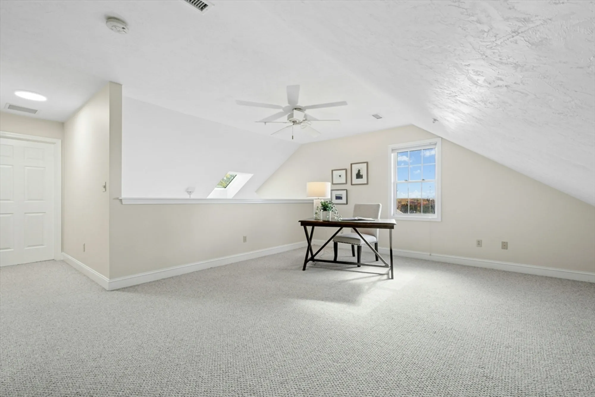Property Slideshow image 25 of 35 | 69 cortland grove dr # 69, Shrewsbury, MA, 01545