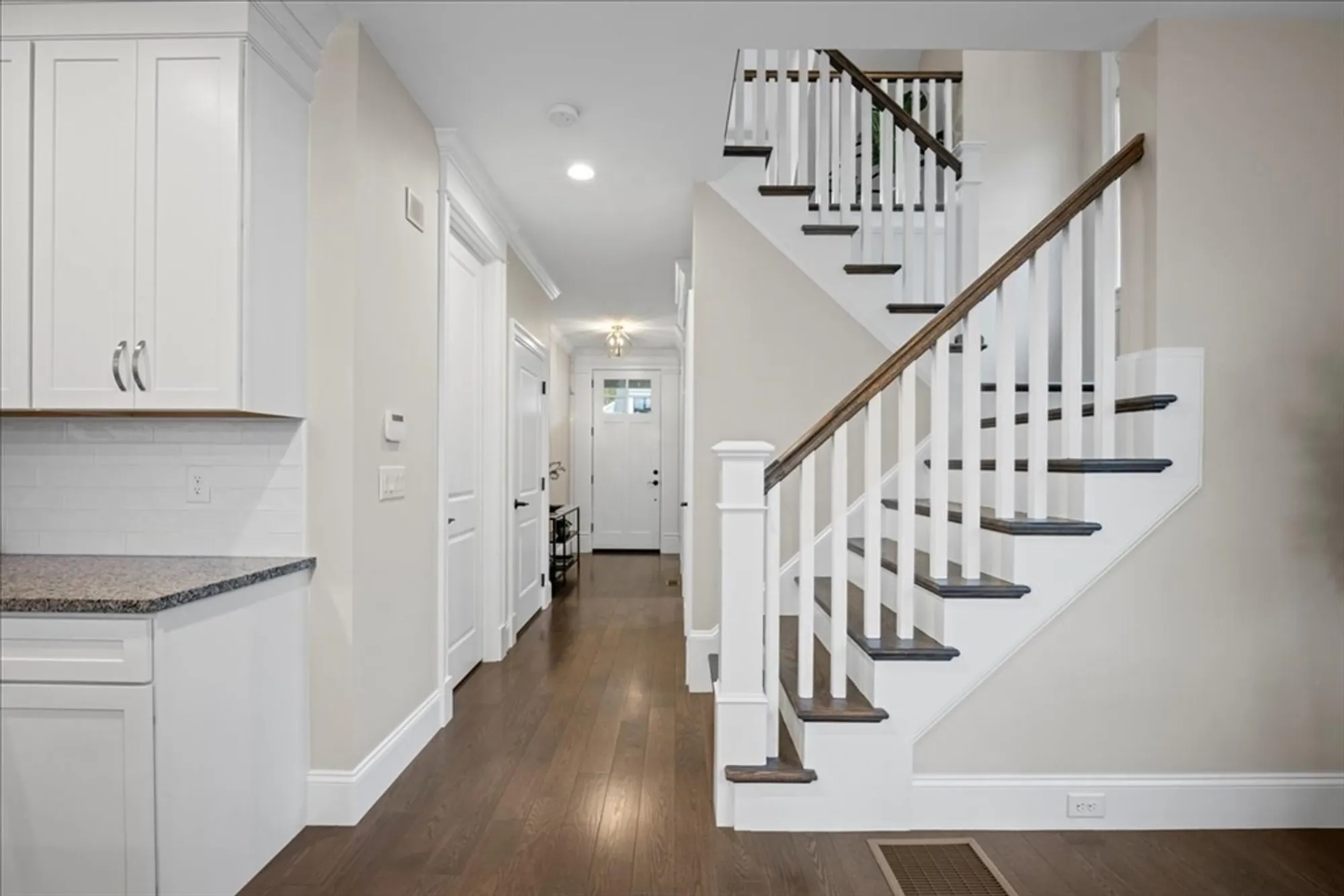 Property Slideshow image 17 of 37 | 9 hawk ln # 28, Framingham, MA, 01701