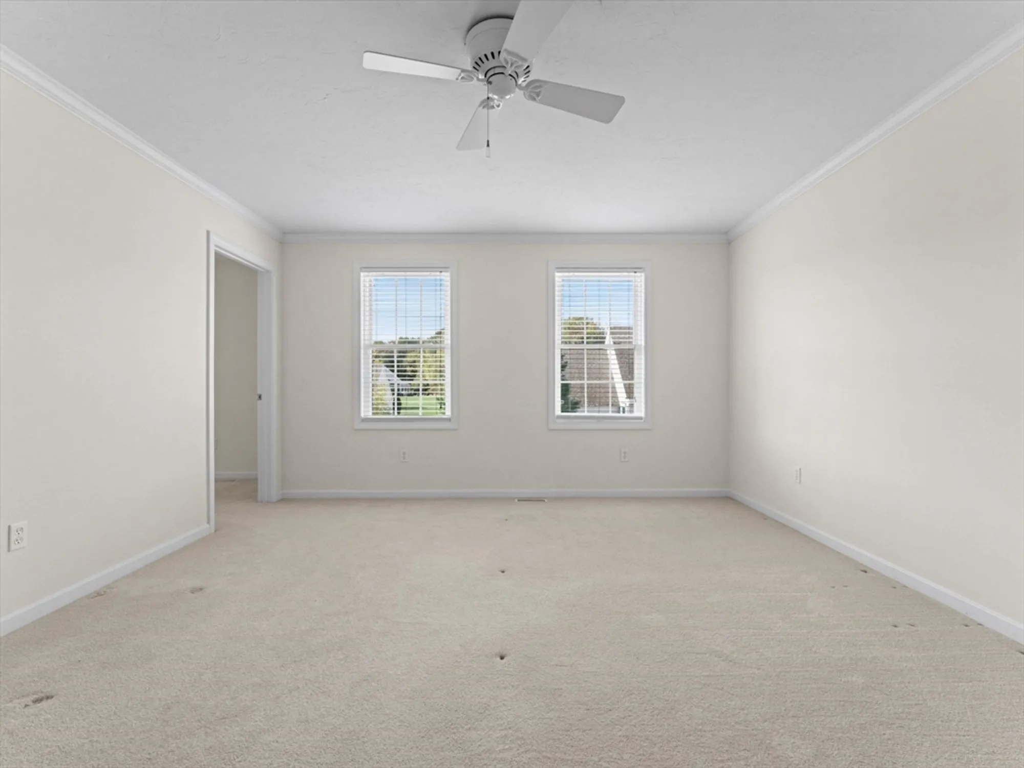 Property Slideshow image 27 of 42 | 9 baldwin ct # 9, Westborough, MA, 01581