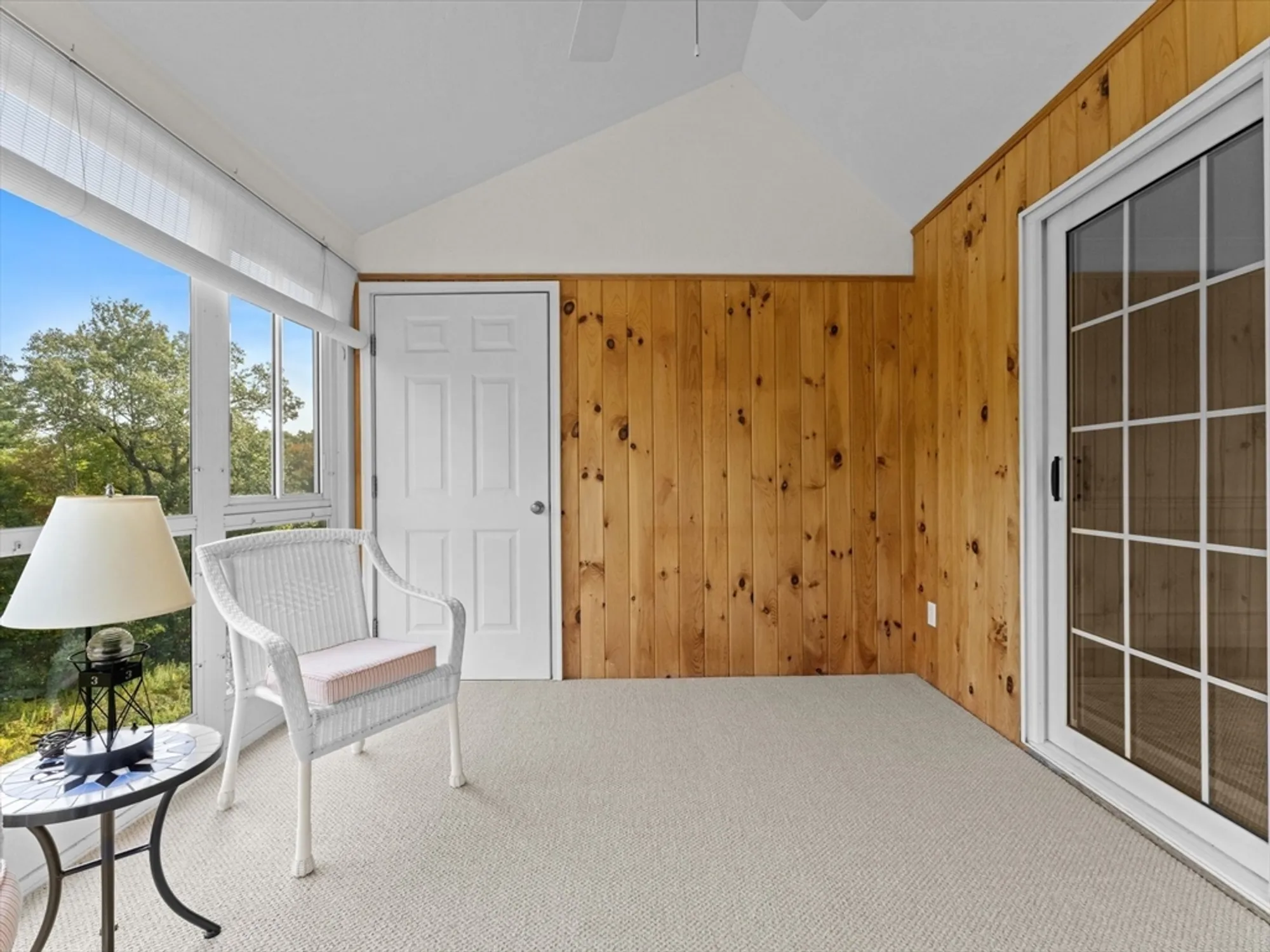 Property Slideshow image 17 of 42 | 9 baldwin ct # 9, Westborough, MA, 01581