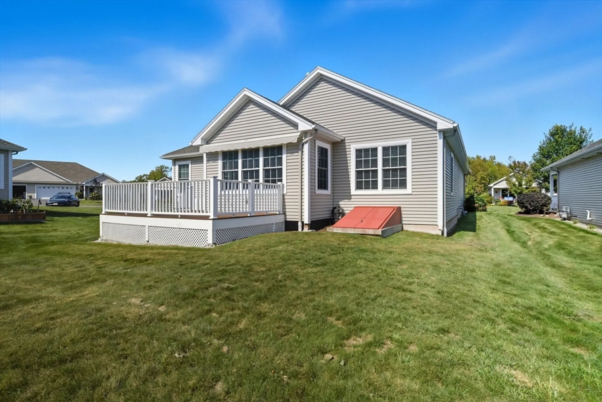 Property Slideshow image 33 of 39 | 116 cherry dr # 116, Wilbraham, MA, 01095