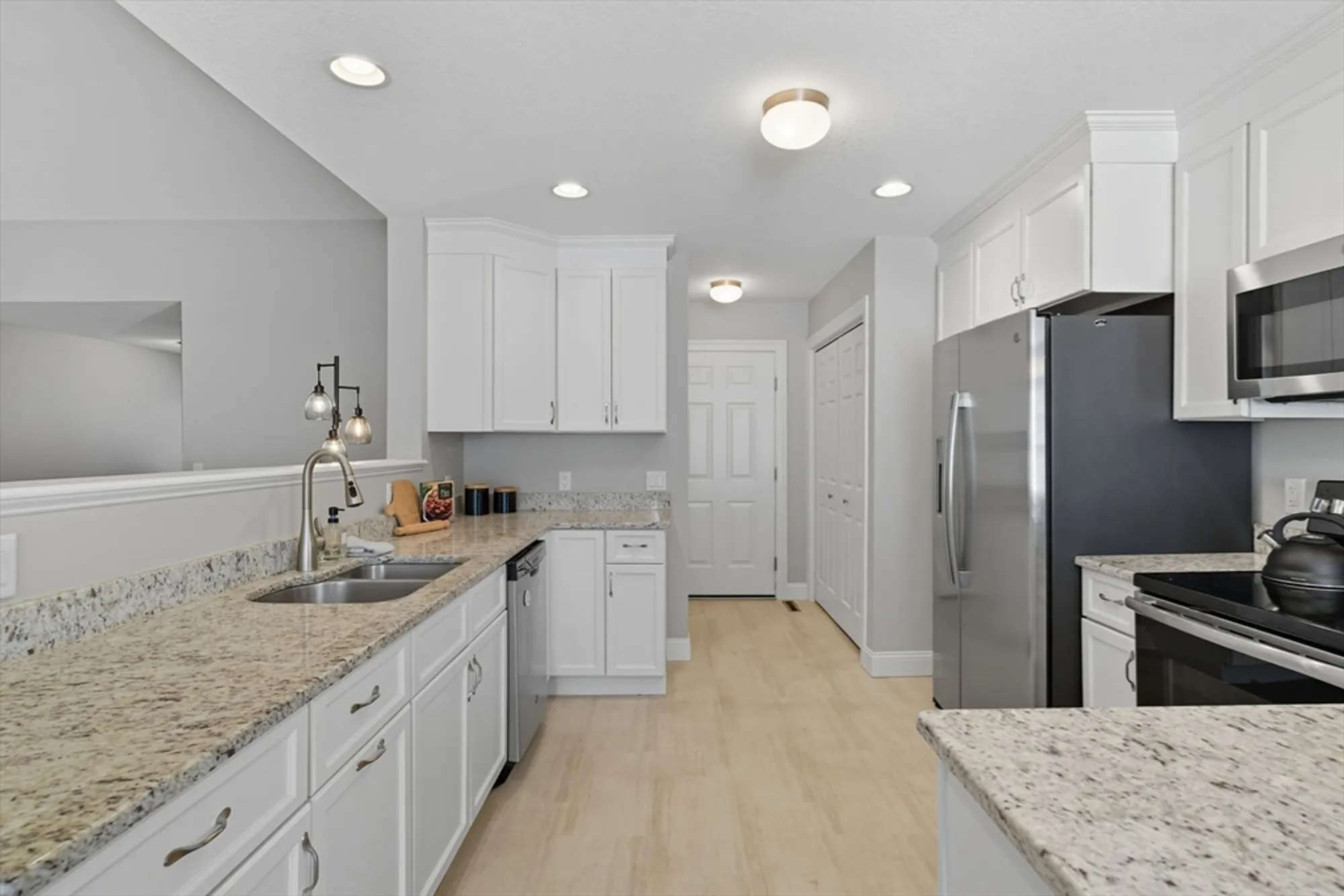 Property Slideshow image 14 of 39 | 116 cherry dr # 116, Wilbraham, MA, 01095