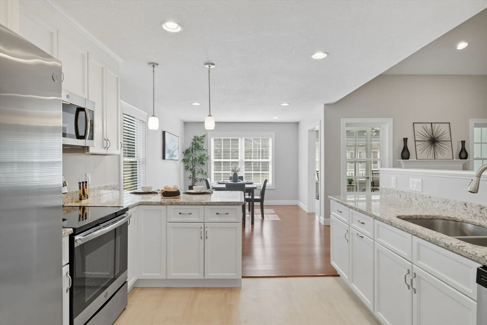 Property Slideshow image 11 of 39 | 116 cherry dr # 116, Wilbraham, MA, 01095