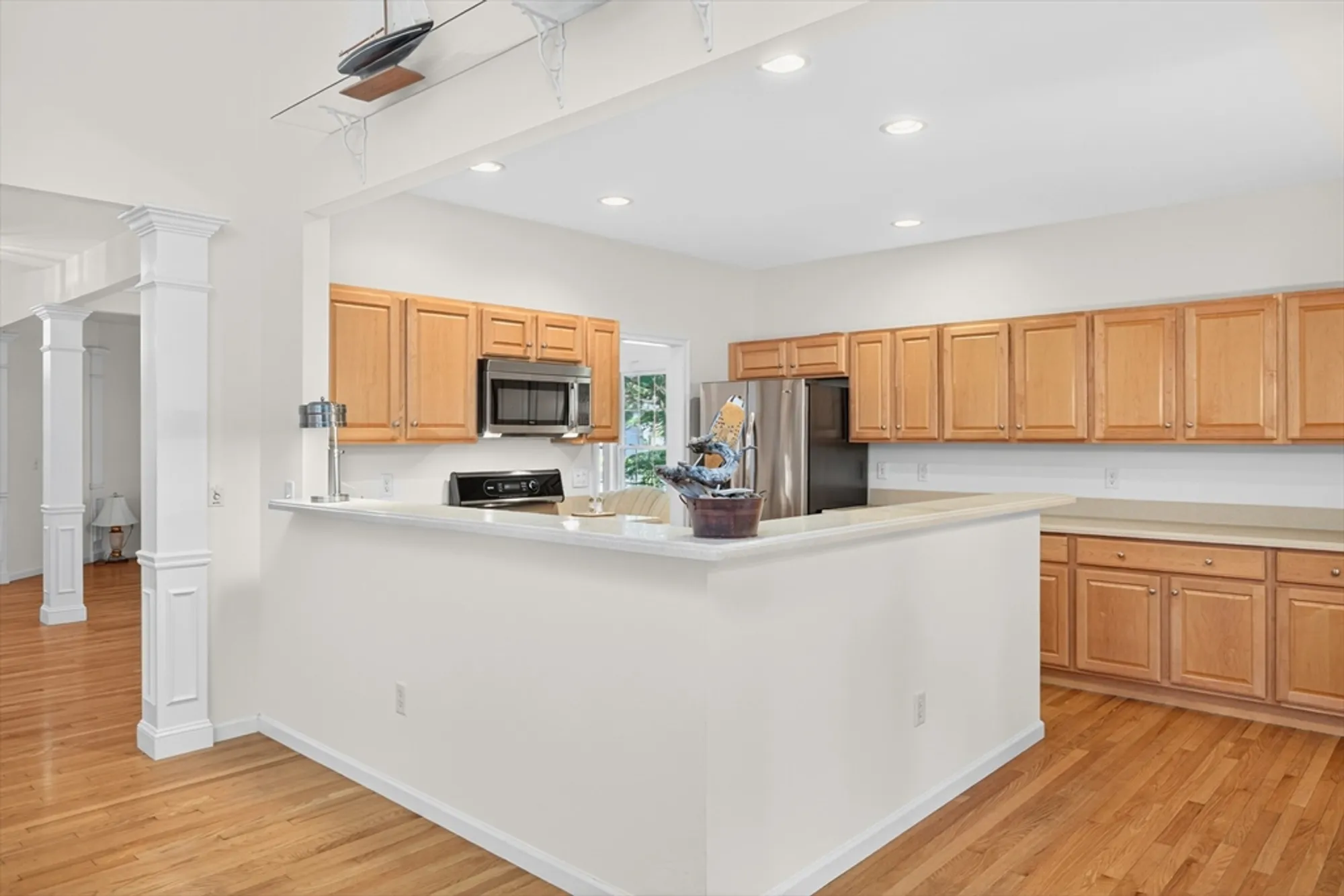 Property Slideshow image 12 of 37 | 74 champlain cir, Plymouth, MA, 02360