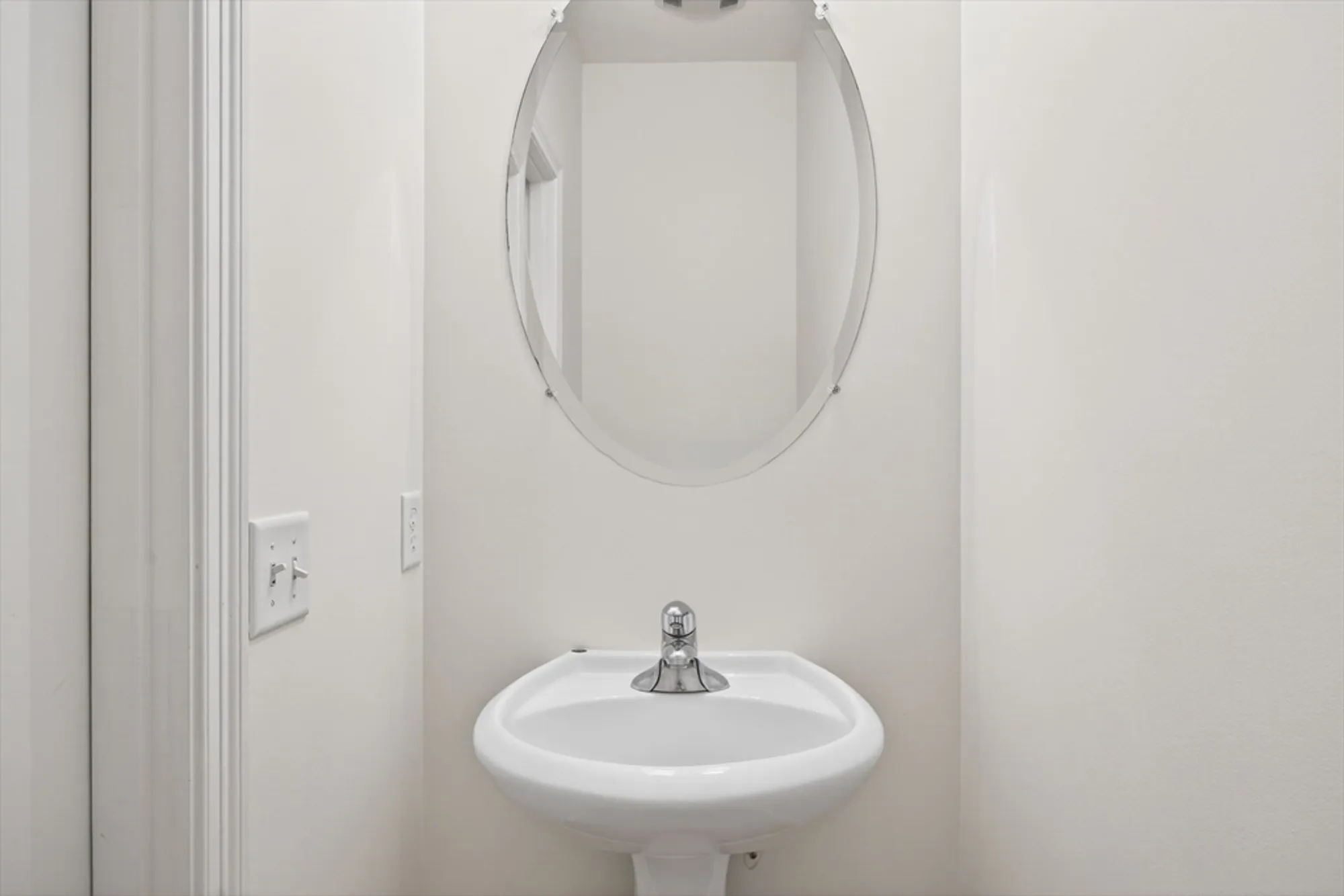 Property Slideshow image 22 of 37 | 74 champlain cir, Plymouth, MA, 02360