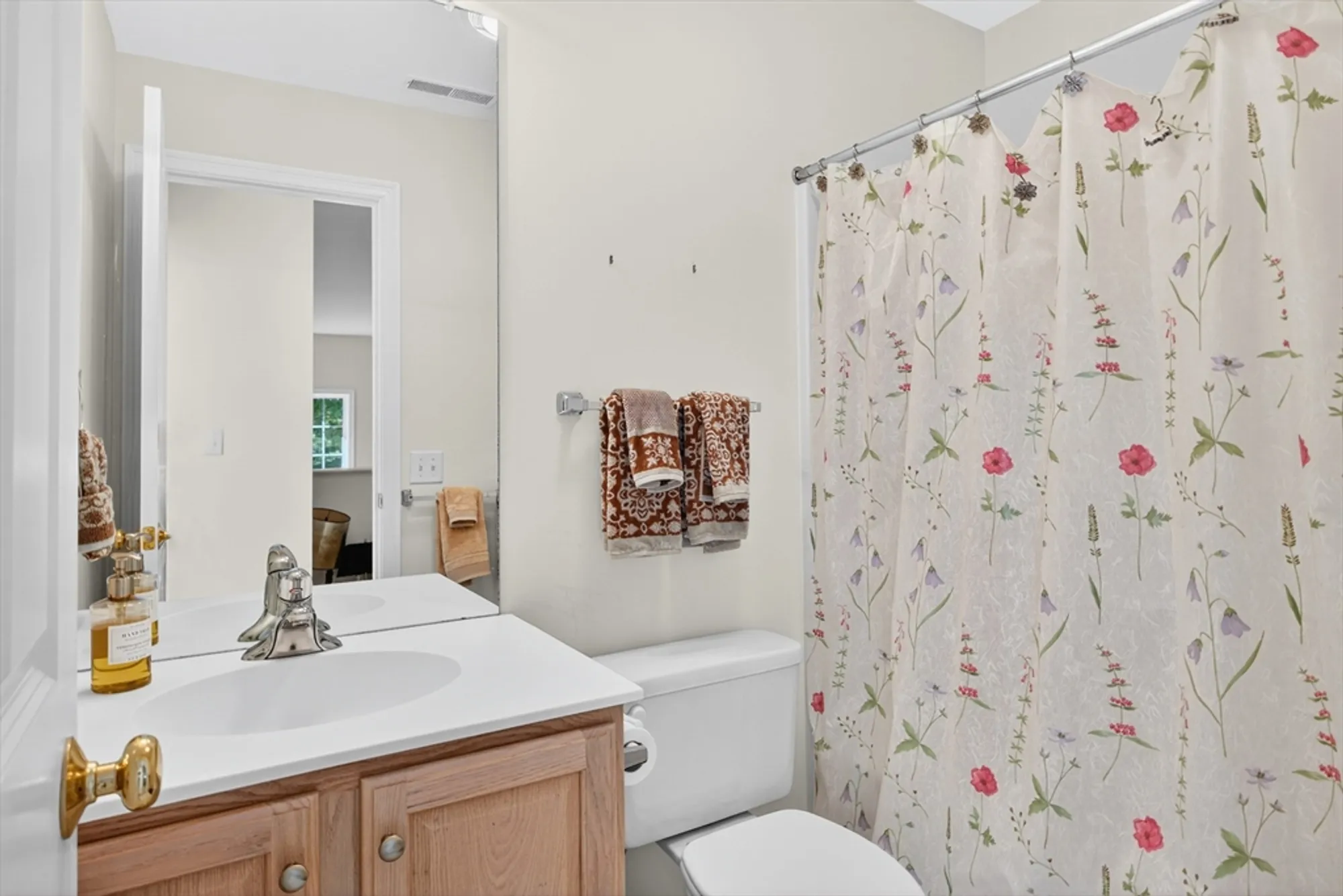 Property Slideshow image 26 of 37 | 74 champlain cir, Plymouth, MA, 02360