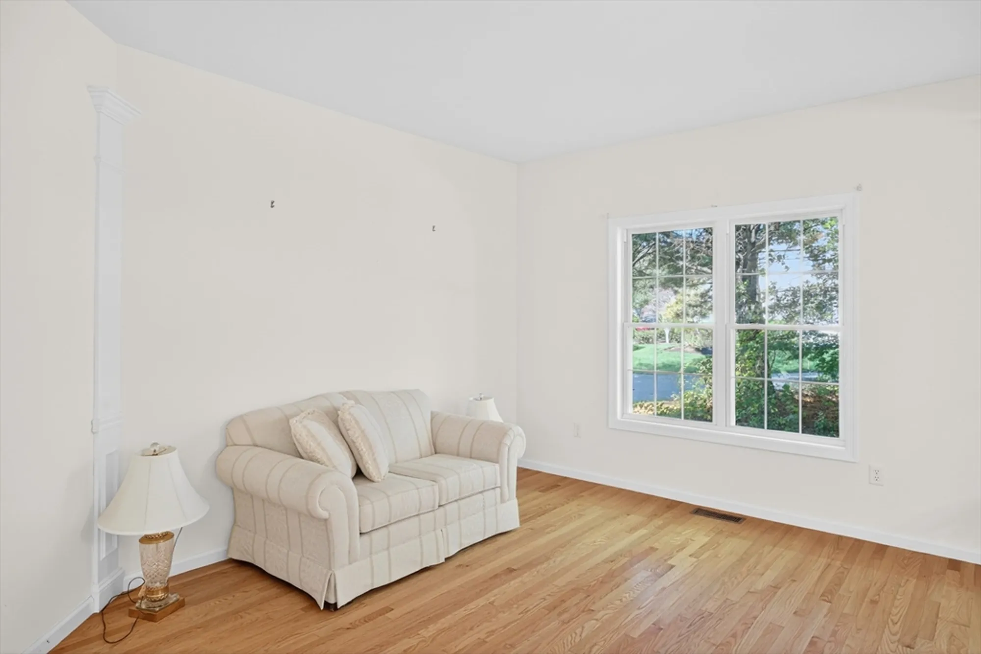 Property Slideshow image 3 of 37 | 74 champlain cir, Plymouth, MA, 02360