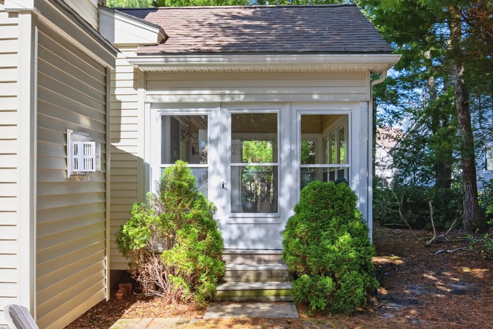 Property Slideshow image 36 of 37 | 74 champlain cir, Plymouth, MA, 02360