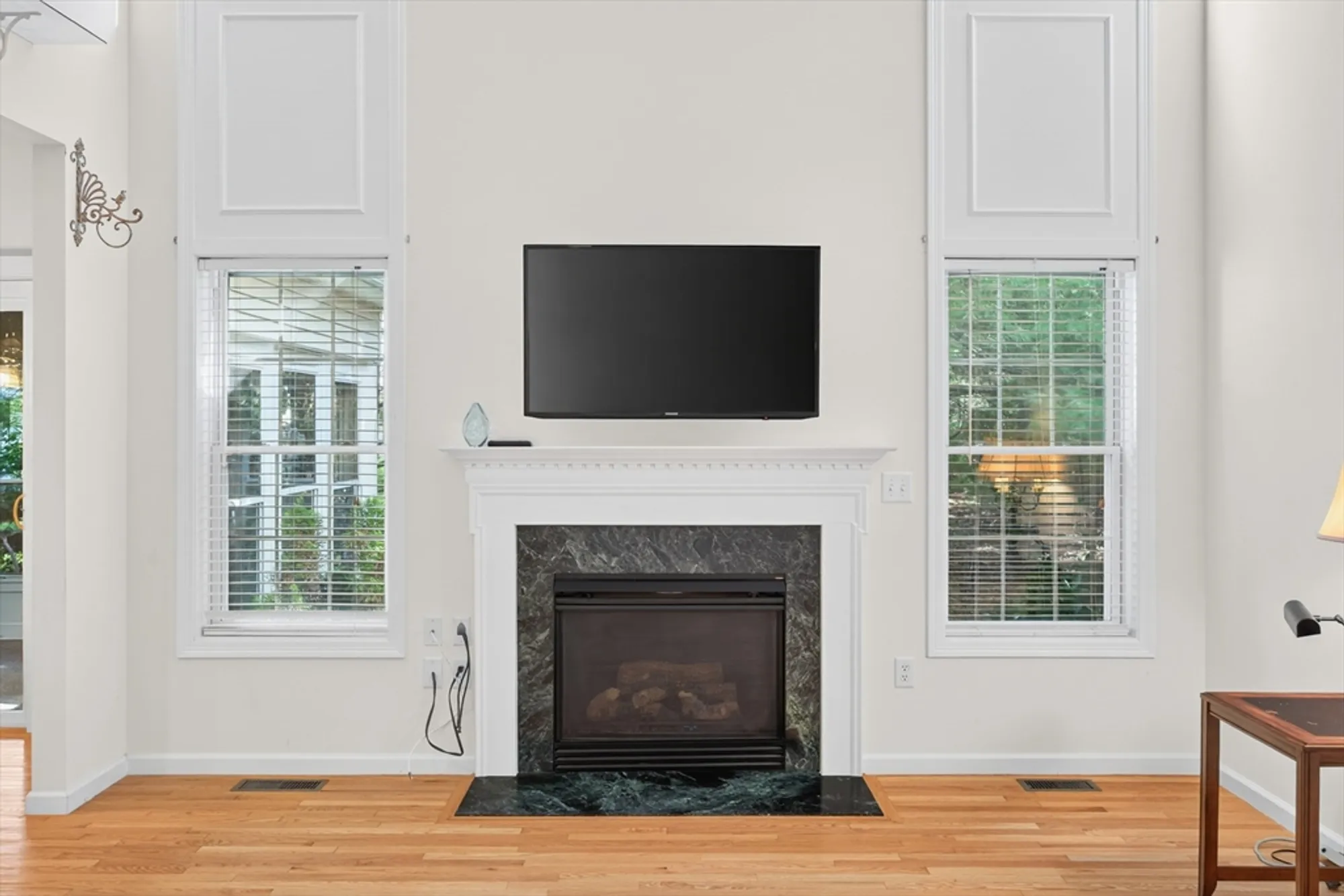 Property Slideshow image 9 of 37 | 74 champlain cir, Plymouth, MA, 02360