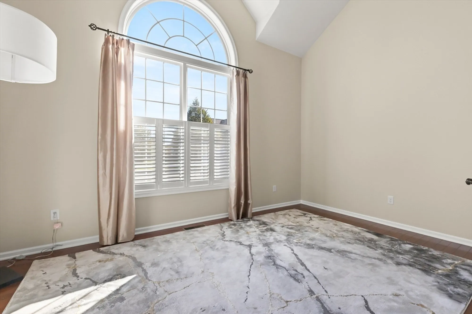 Property Slideshow image 12 of 41 | 42 hopkins cir # 42, Methuen, MA, 01844