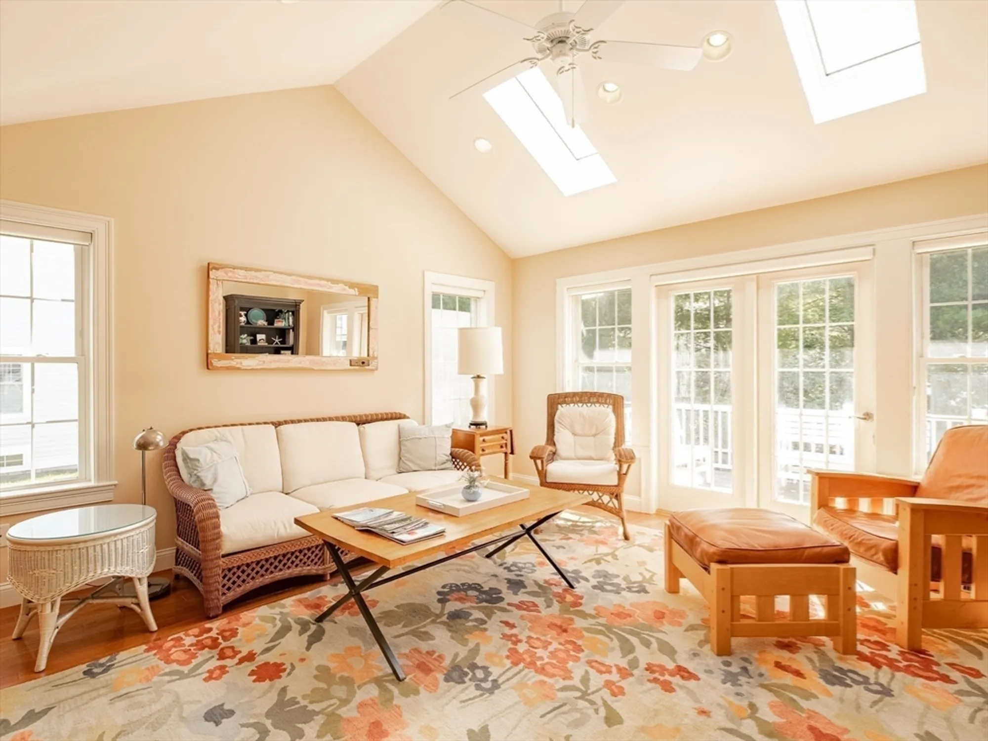 Property Slideshow image 16 of 42 | 6 carriage ln # 6, Duxbury, MA, 02332