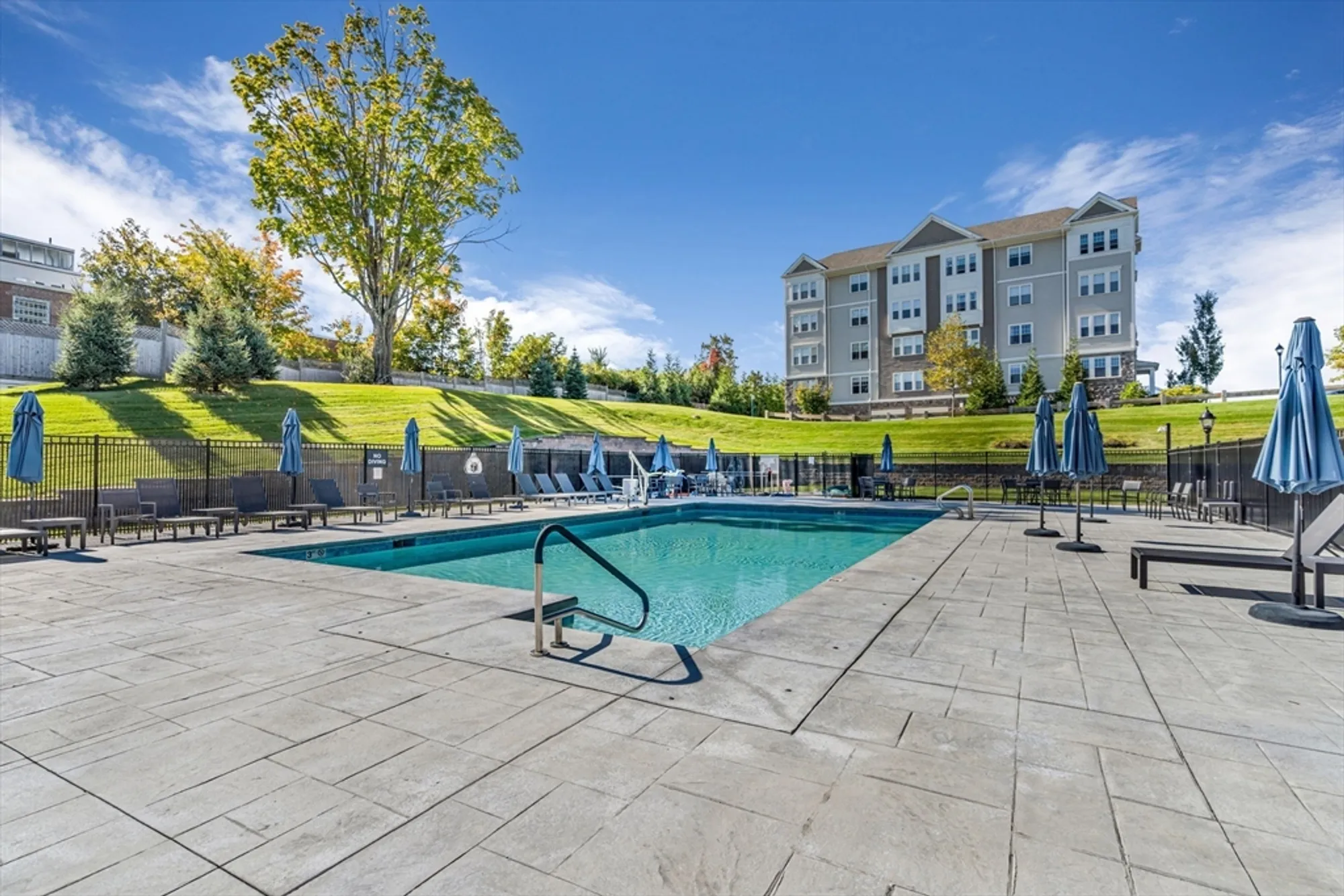Property Slideshow image 29 of 34 | 11302 peters farm way # 11302, Westborough, MA, 01581