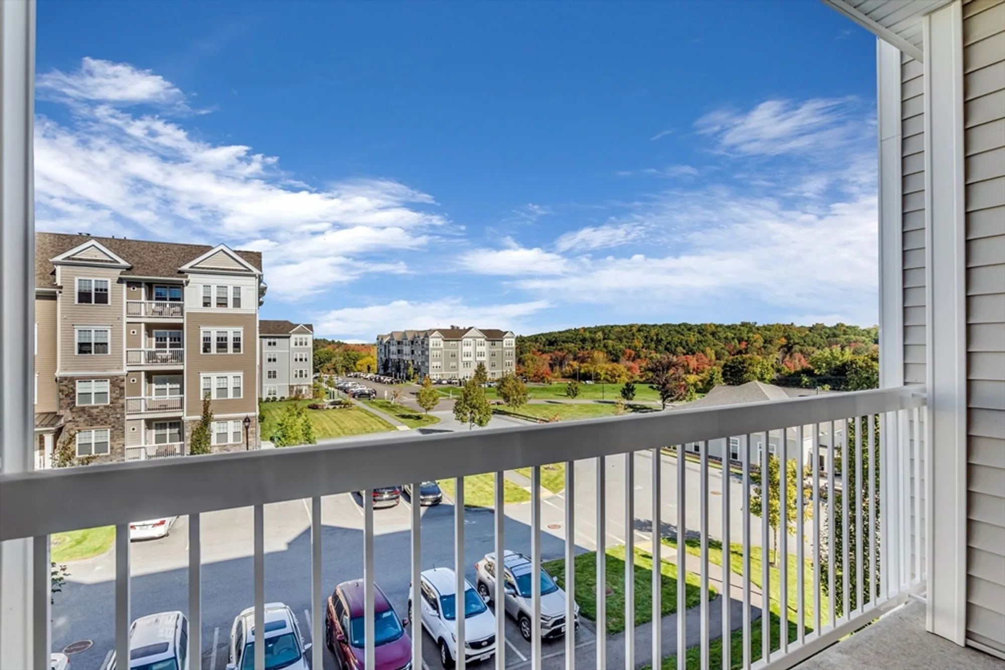 Property Slideshow image 17 of 34 | 11302 peters farm way # 11302, Westborough, MA, 01581