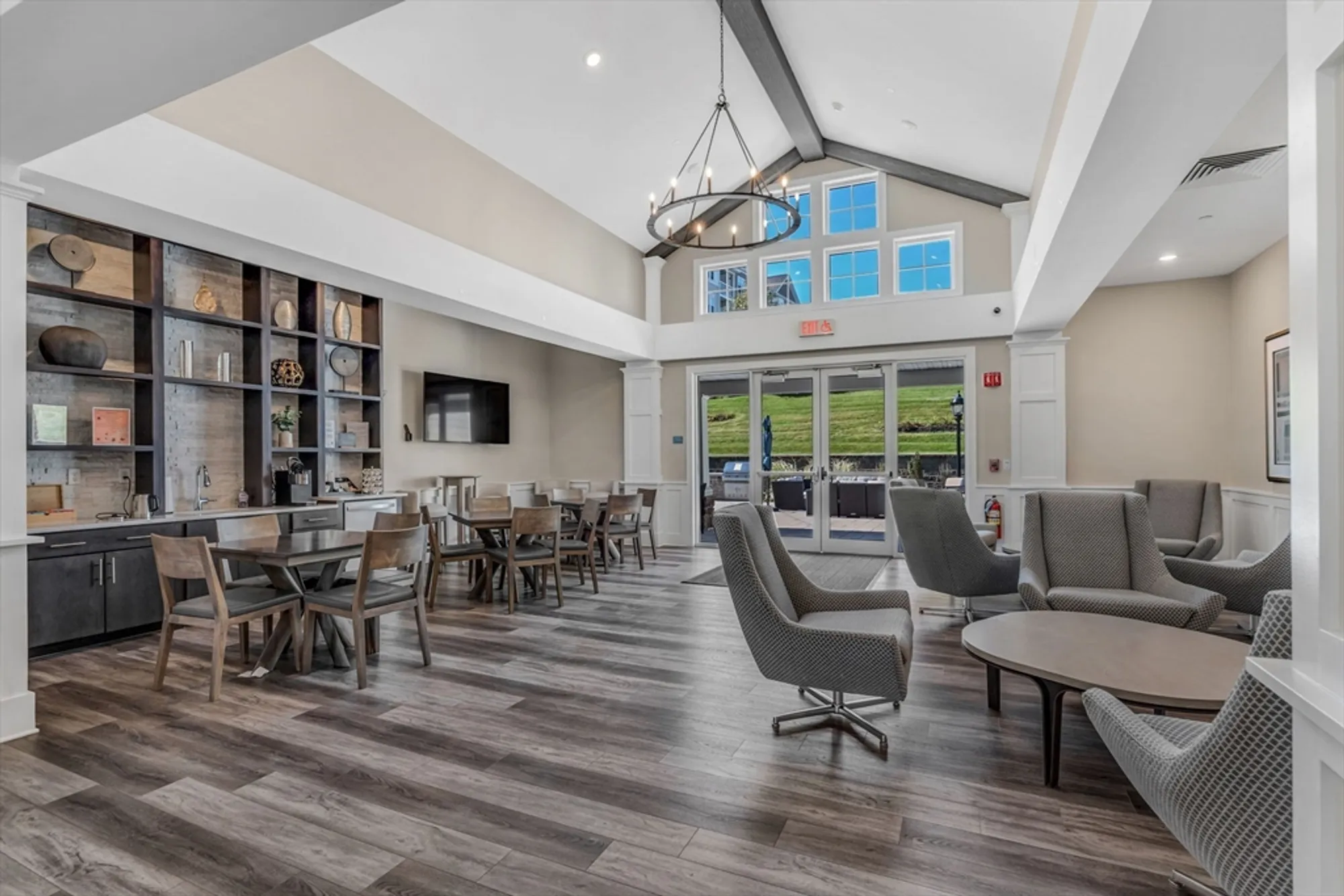 Property Slideshow image 22 of 34 | 11302 peters farm way # 11302, Westborough, MA, 01581