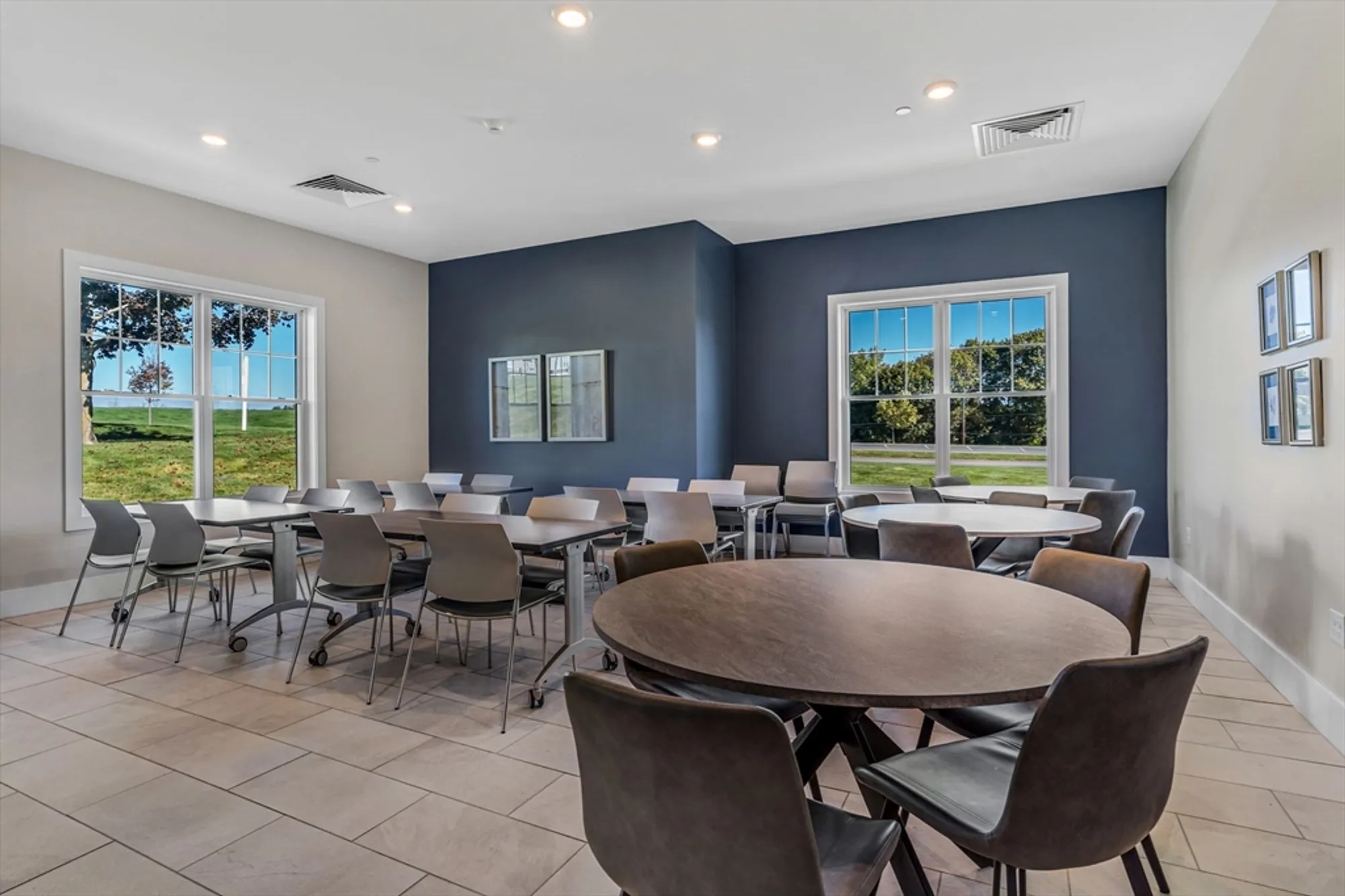 Property Slideshow image 28 of 34 | 11302 peters farm way # 11302, Westborough, MA, 01581