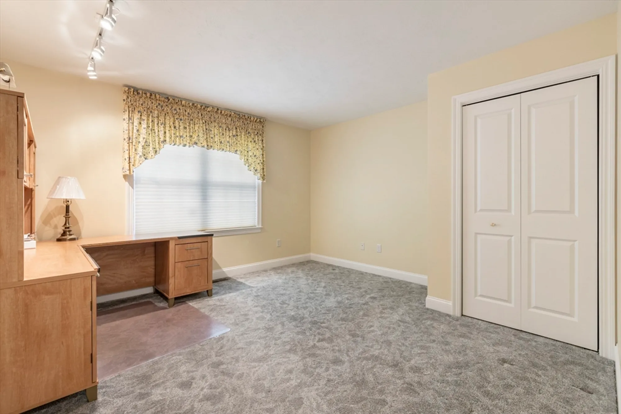 Property Slideshow image 17 of 34 | 92 horne way # 92, Millbury, MA, 01527