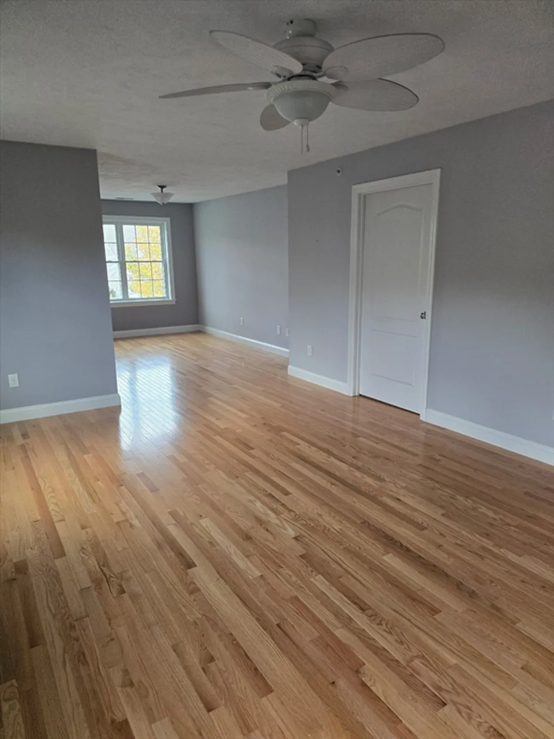 Property Slideshow image 33 of 35 | 28 brierly cir # 28, Millbury, MA, 01527