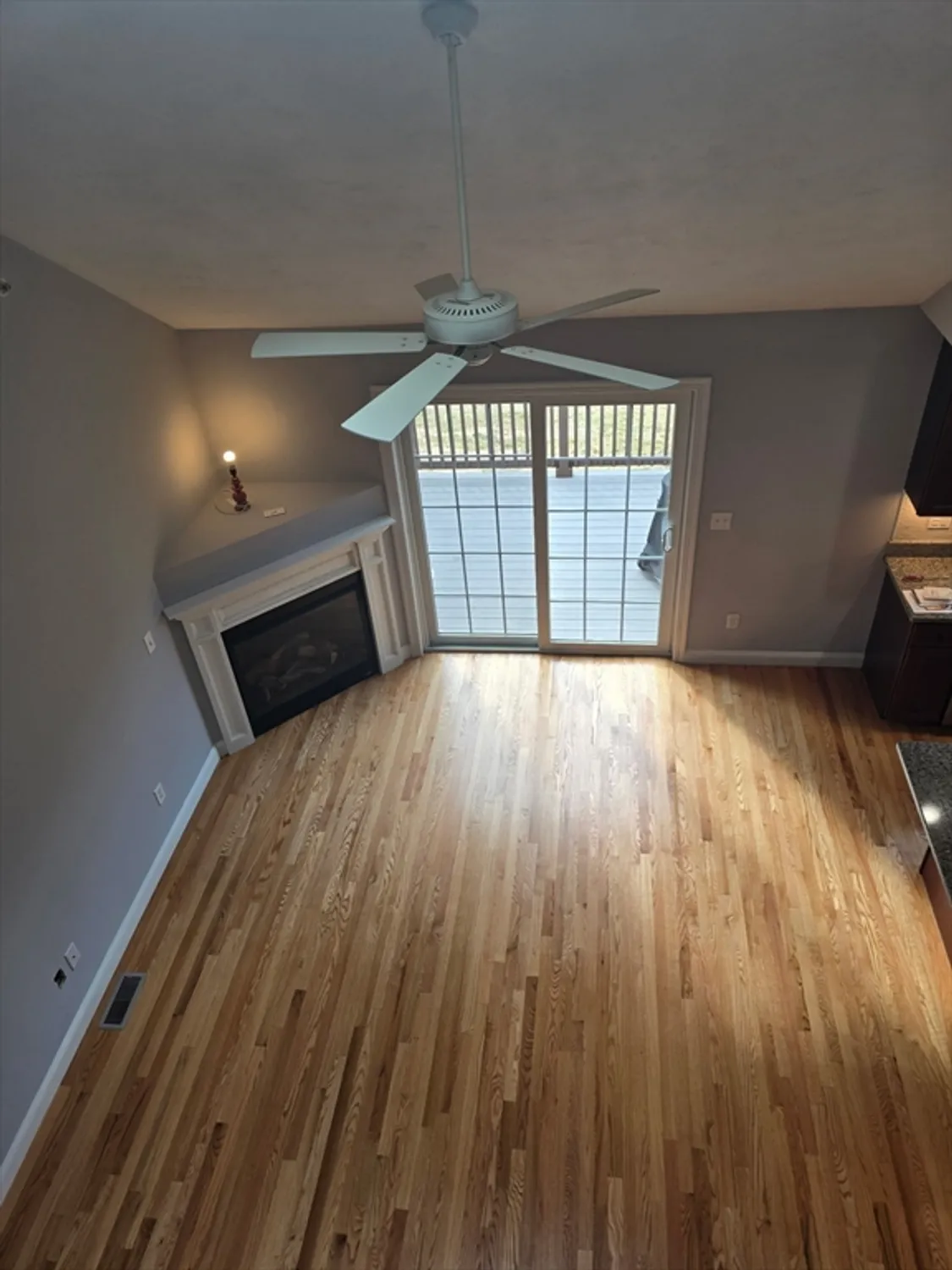 Property Slideshow image 15 of 35 | 28 brierly cir # 28, Millbury, MA, 01527