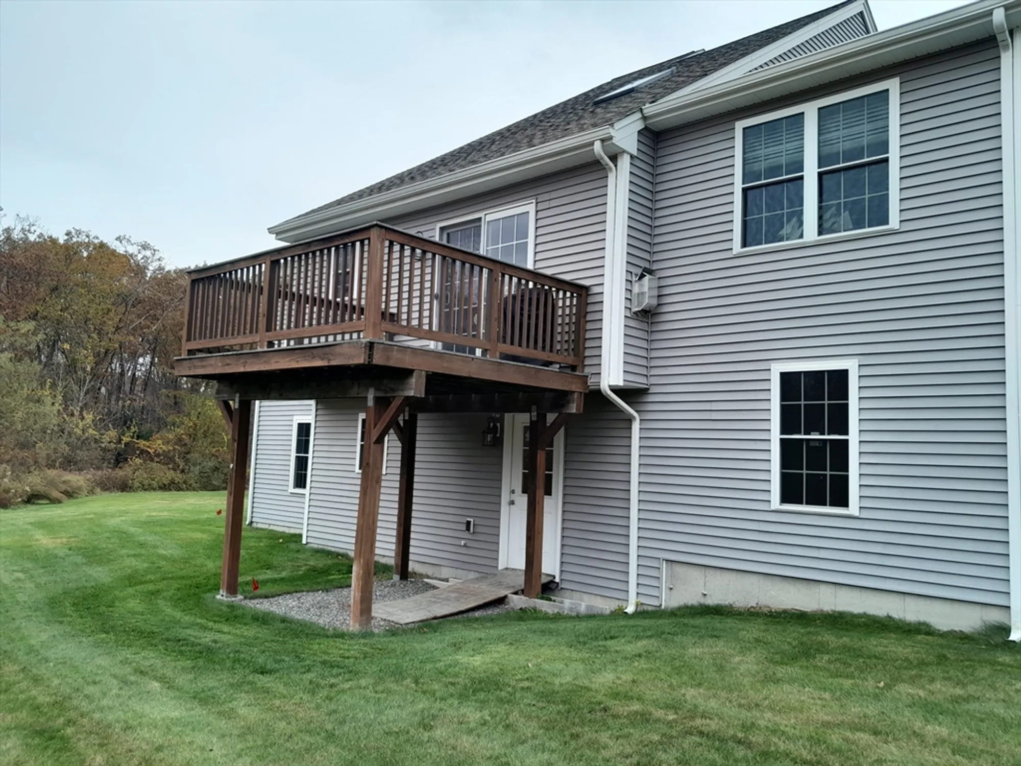 Property Slideshow image 25 of 35 | 28 brierly cir # 28, Millbury, MA, 01527