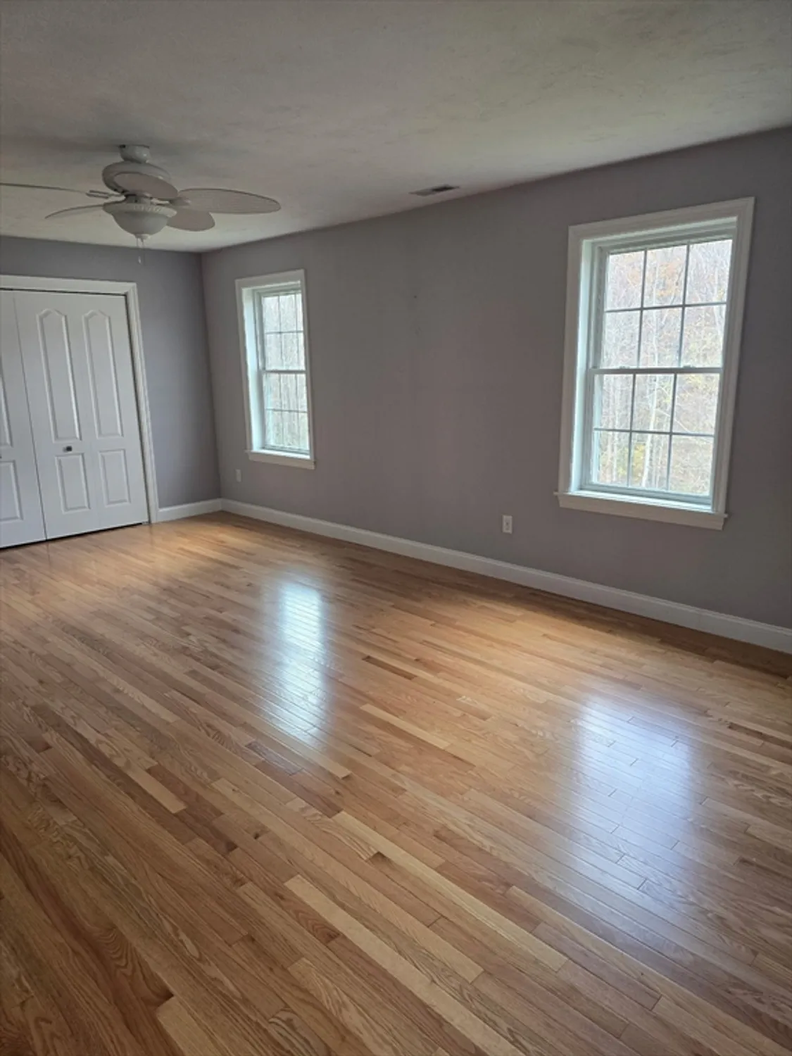 Property Slideshow image 32 of 35 | 28 brierly cir # 28, Millbury, MA, 01527