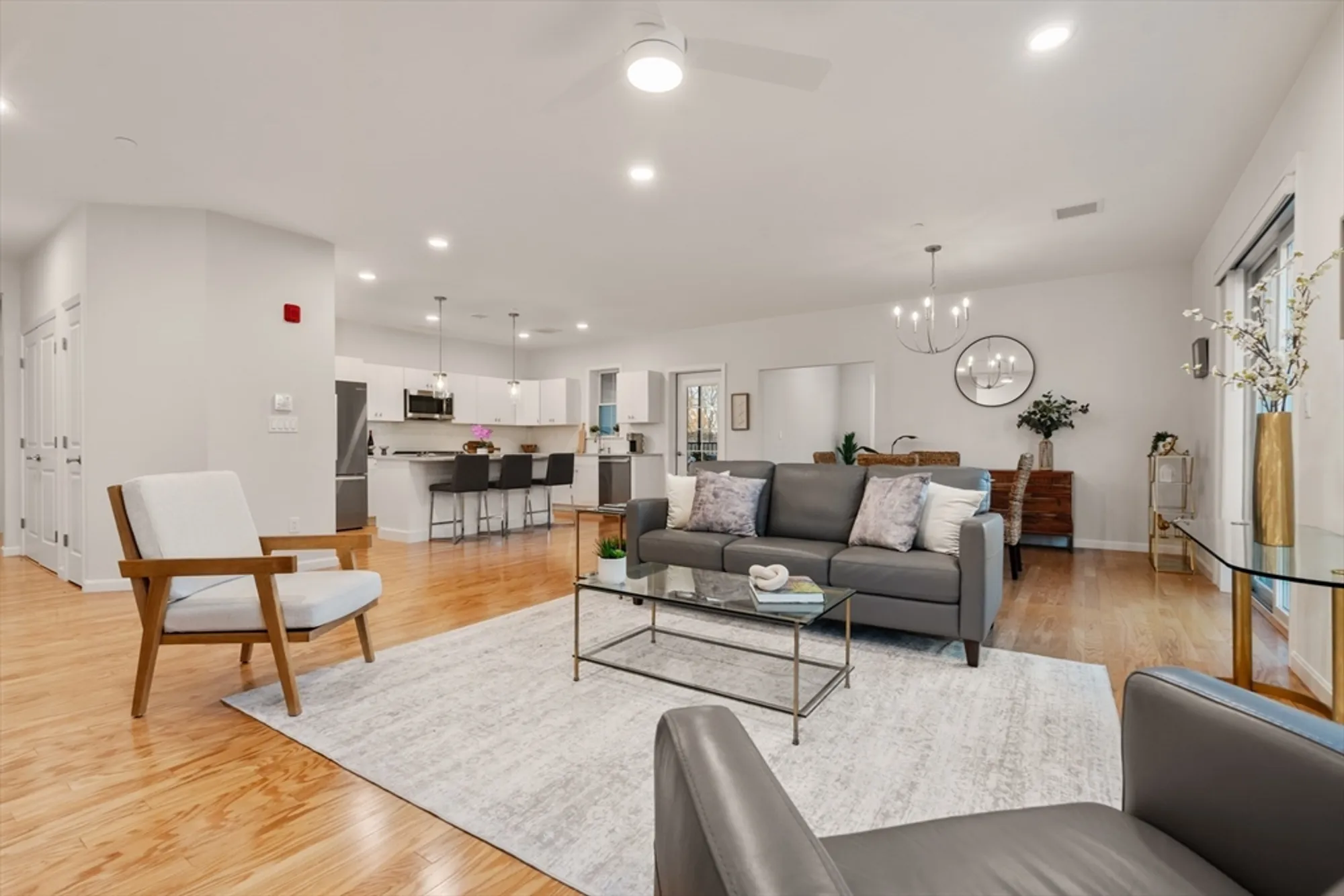 Property Slideshow image 2 of 42 | 50 coppersmith way 5-211, Canton, MA, 02021