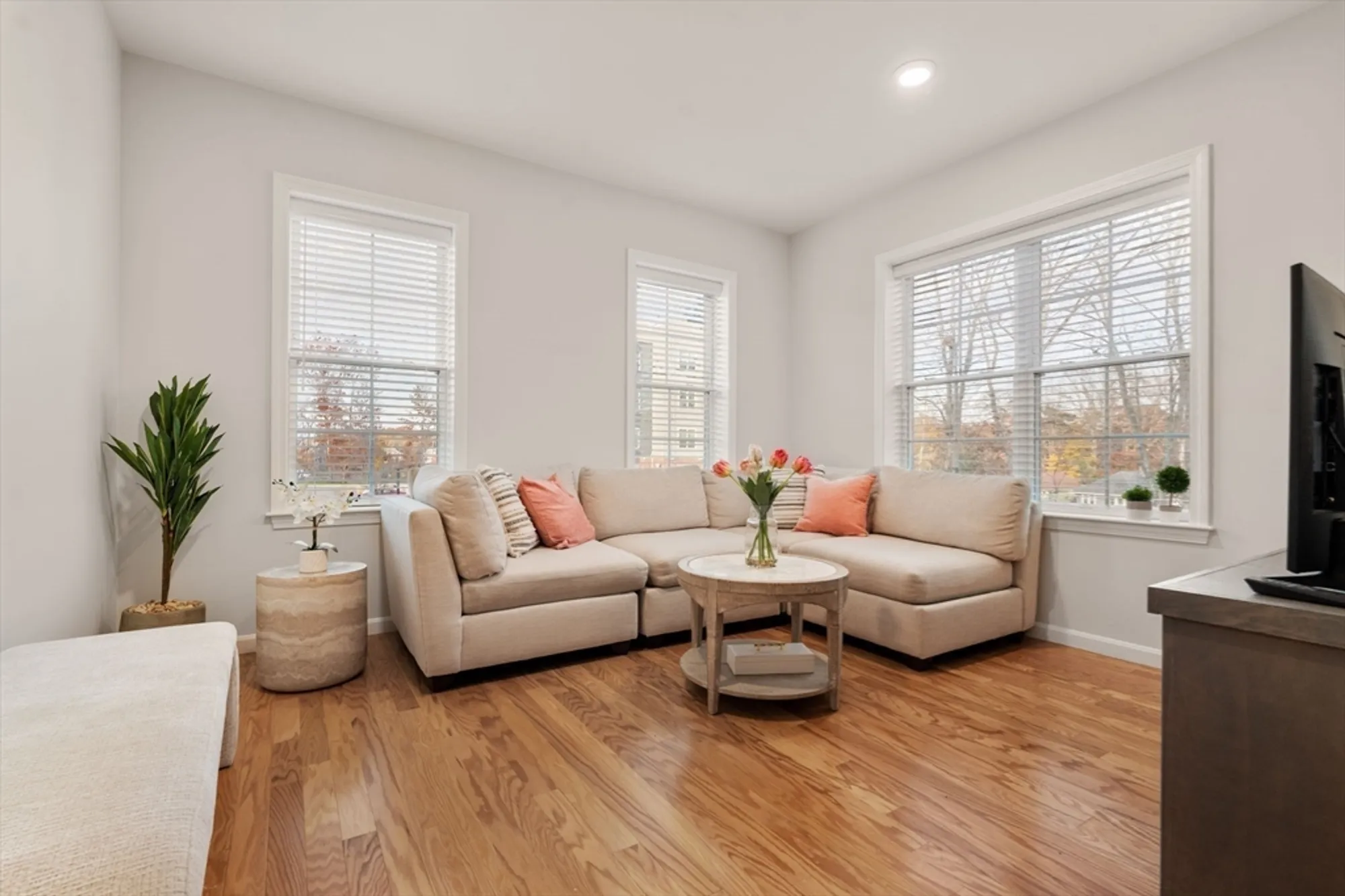 Property Slideshow image 13 of 42 | 50 coppersmith way 5-211, Canton, MA, 02021