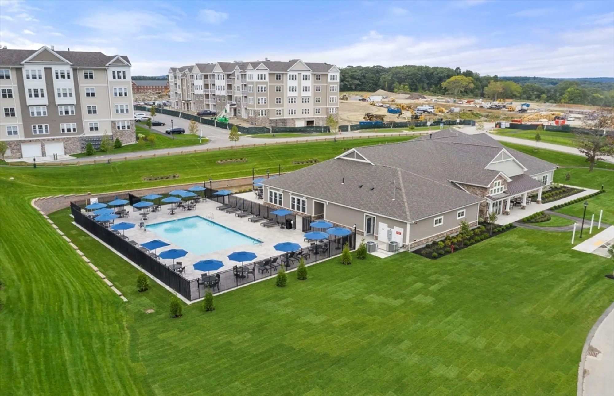 Property Slideshow image 14 of 21 | 5 peters farm way # 106, Westborough, MA, 01581