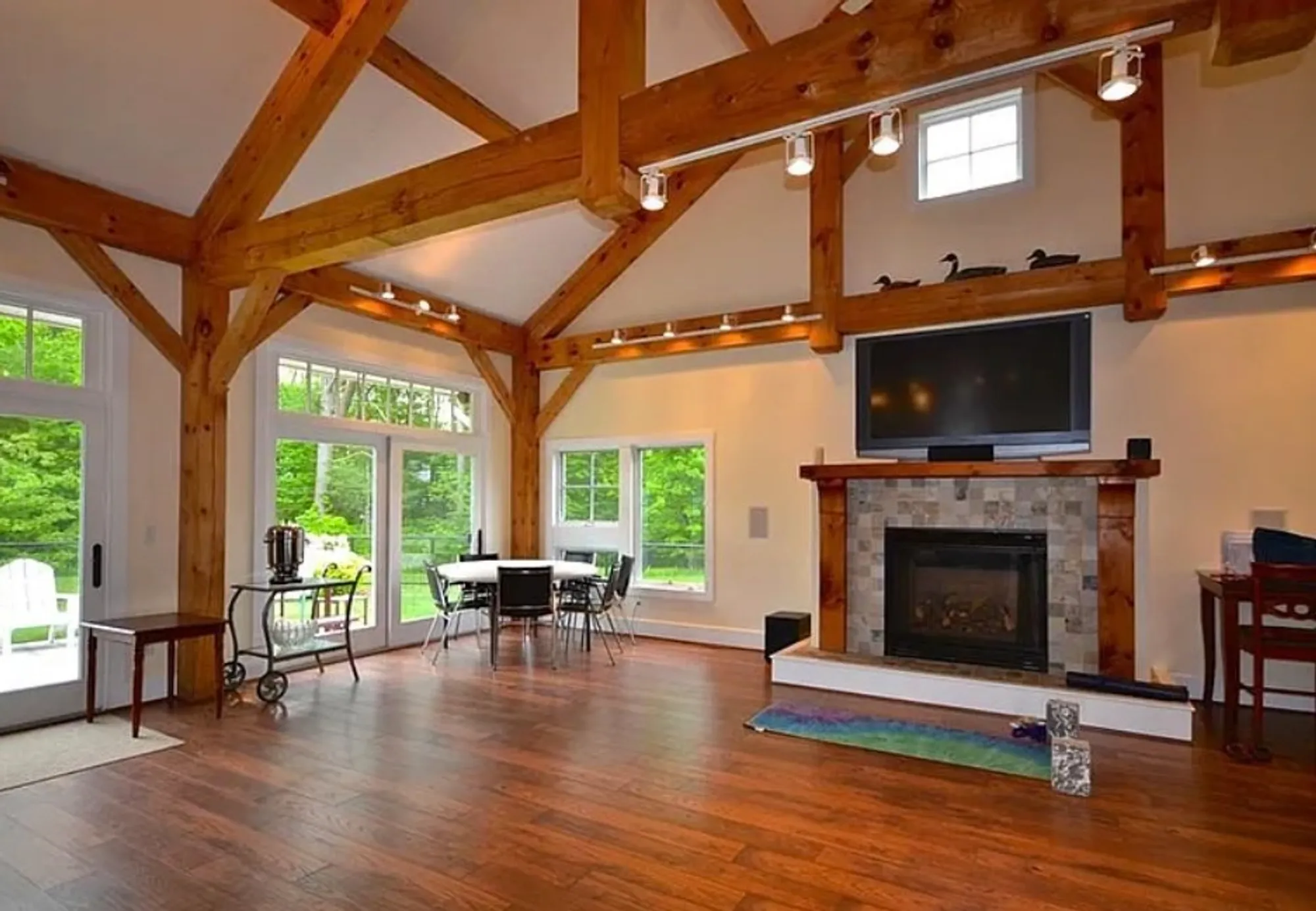 Property Slideshow image 31 of 38 | 9 hathaway pond cir # 9, Rochester, MA, 02770