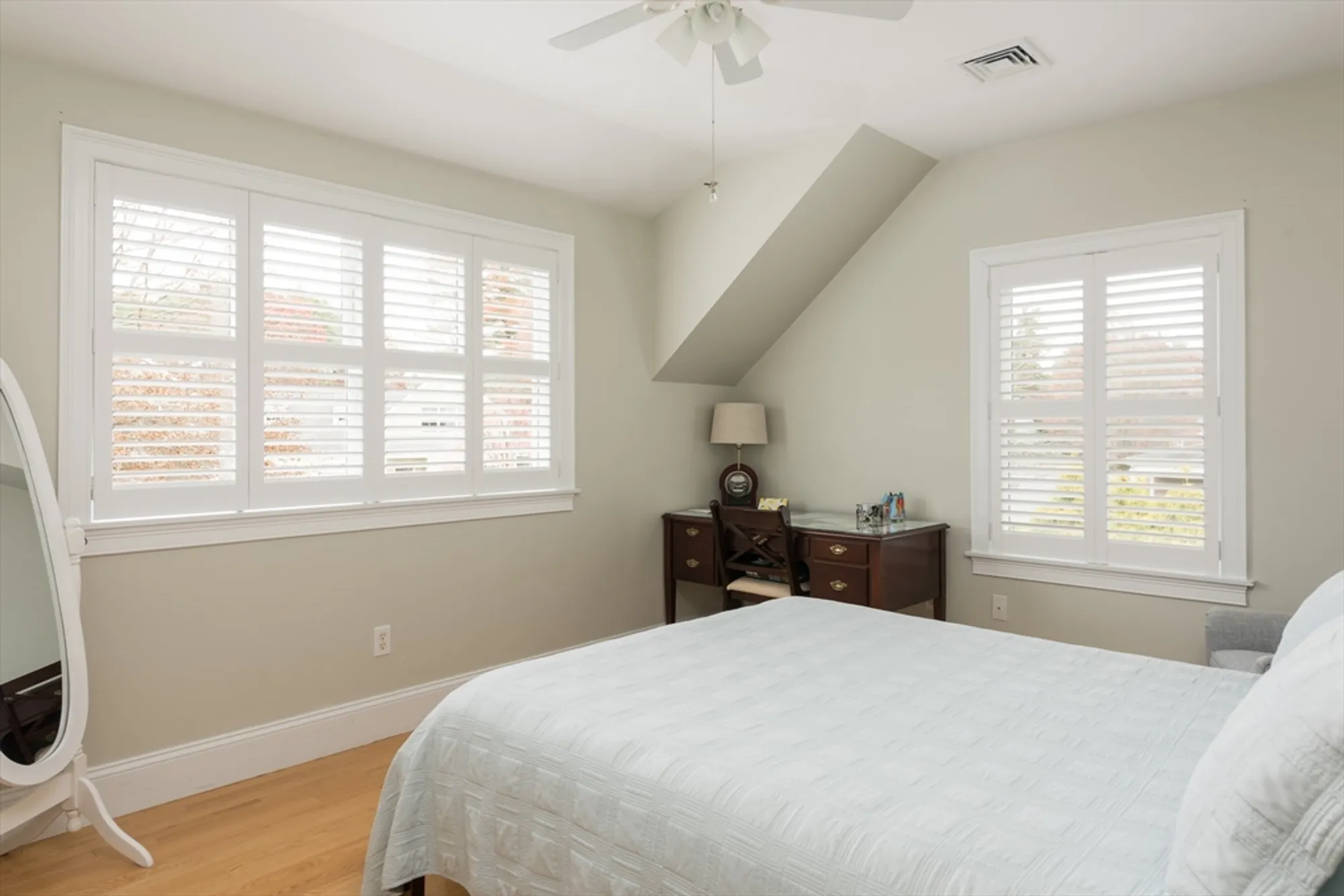 Property Slideshow image 23 of 38 | 9 hathaway pond cir # 9, Rochester, MA, 02770