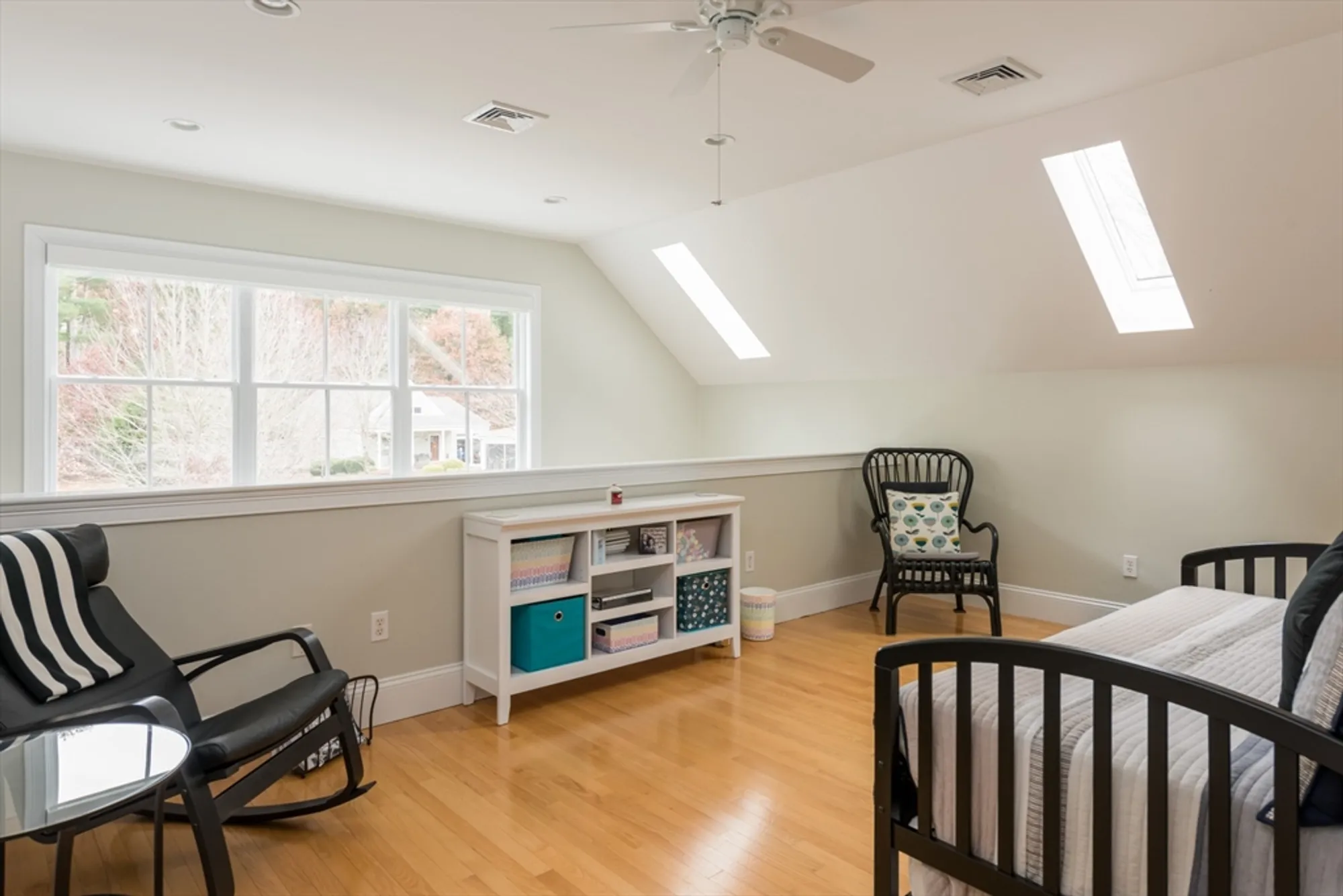 Property Slideshow image 22 of 38 | 9 hathaway pond cir # 9, Rochester, MA, 02770