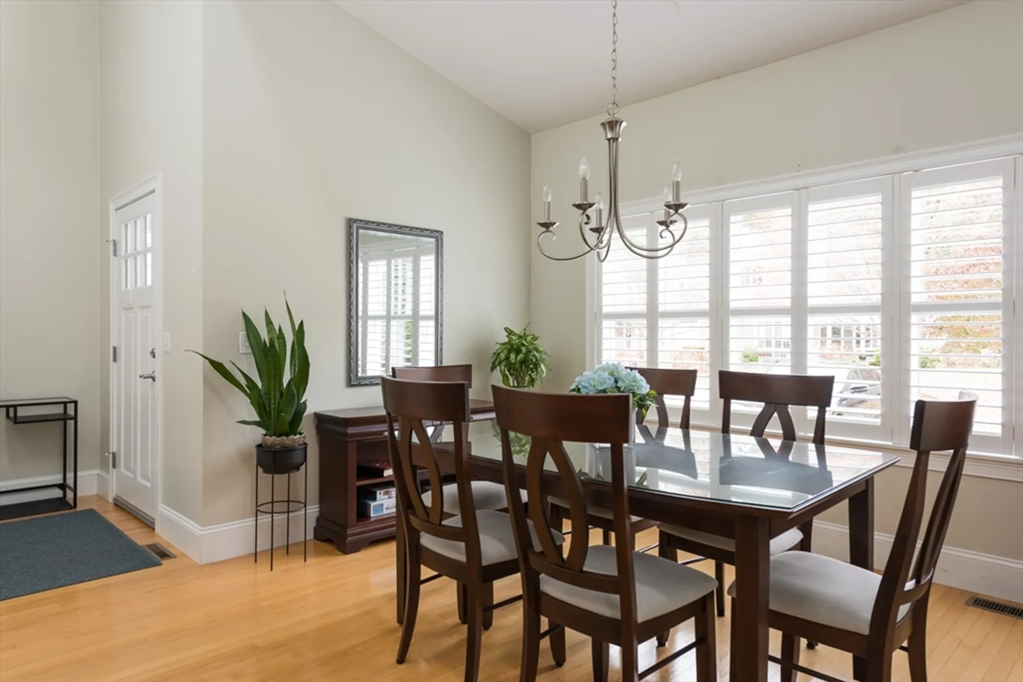 Property Slideshow image 7 of 38 | 9 hathaway pond cir # 9, Rochester, MA, 02770