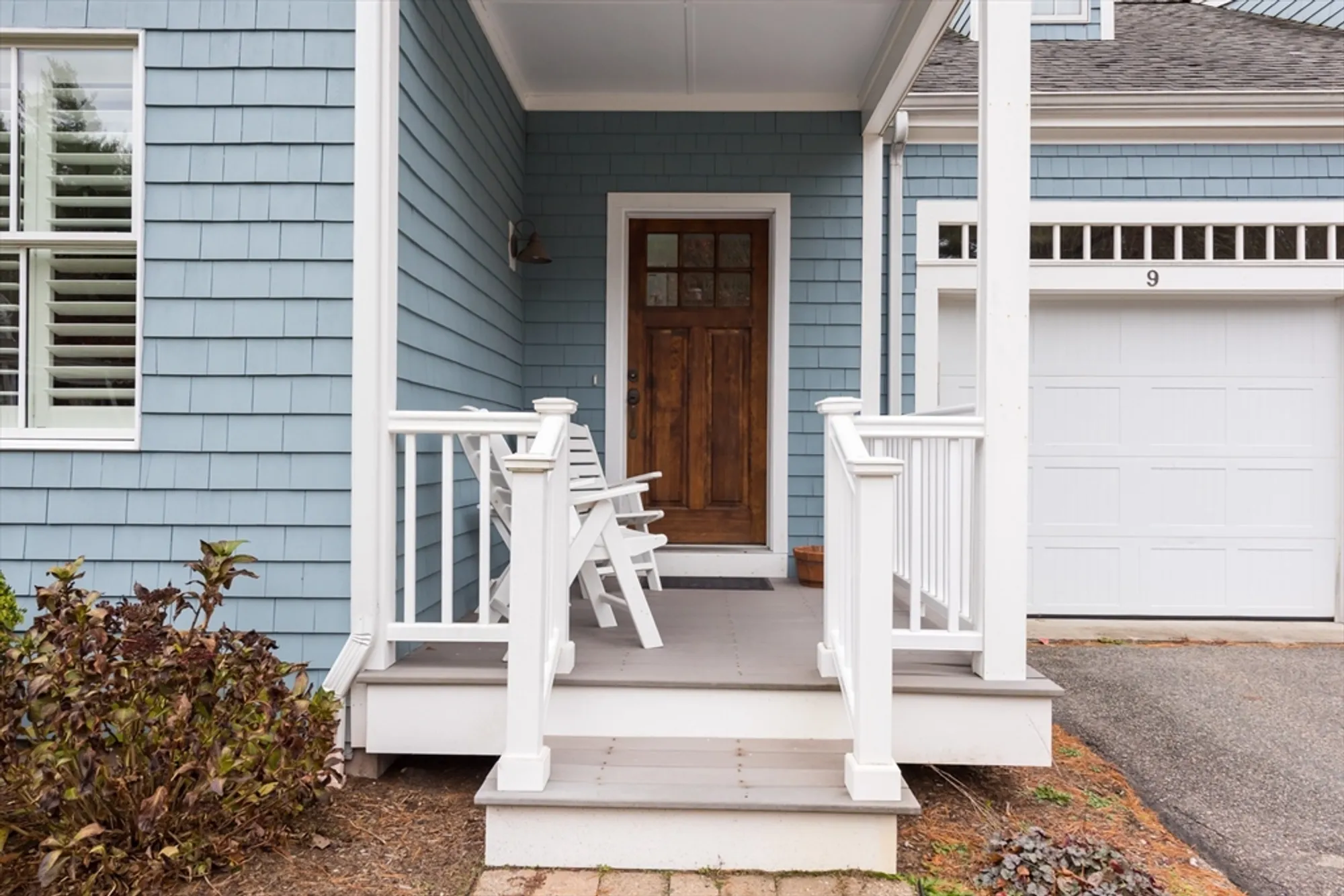 Property Slideshow image 5 of 38 | 9 hathaway pond cir # 9, Rochester, MA, 02770